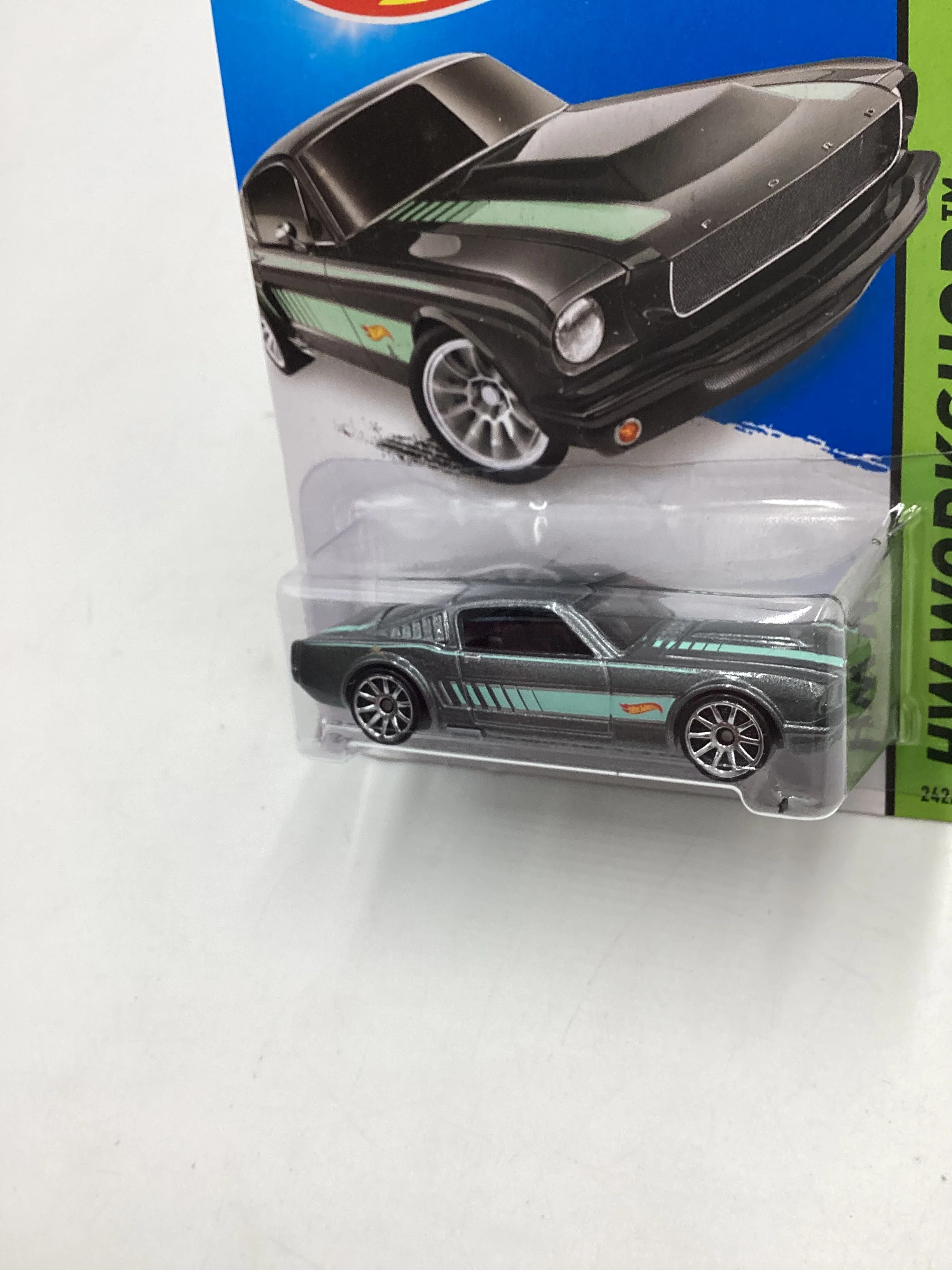 2015 Hot Wheels Workshop #242 65 Mustang 2+2 Fastback Silver 25H - Image 4