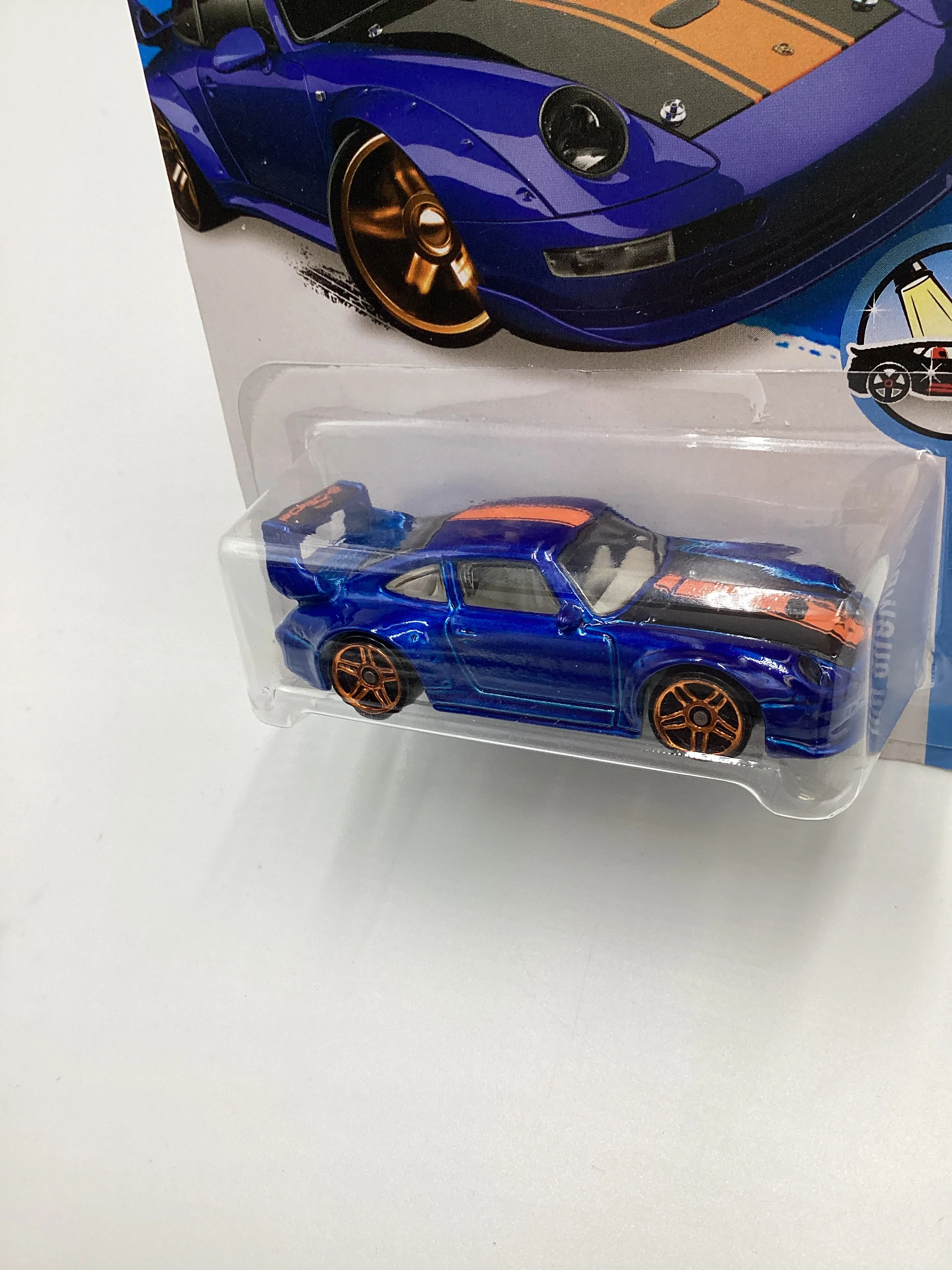 2016 Hot Wheels #114 Porsche 993 GT2 Blue Half Cage - Image 4