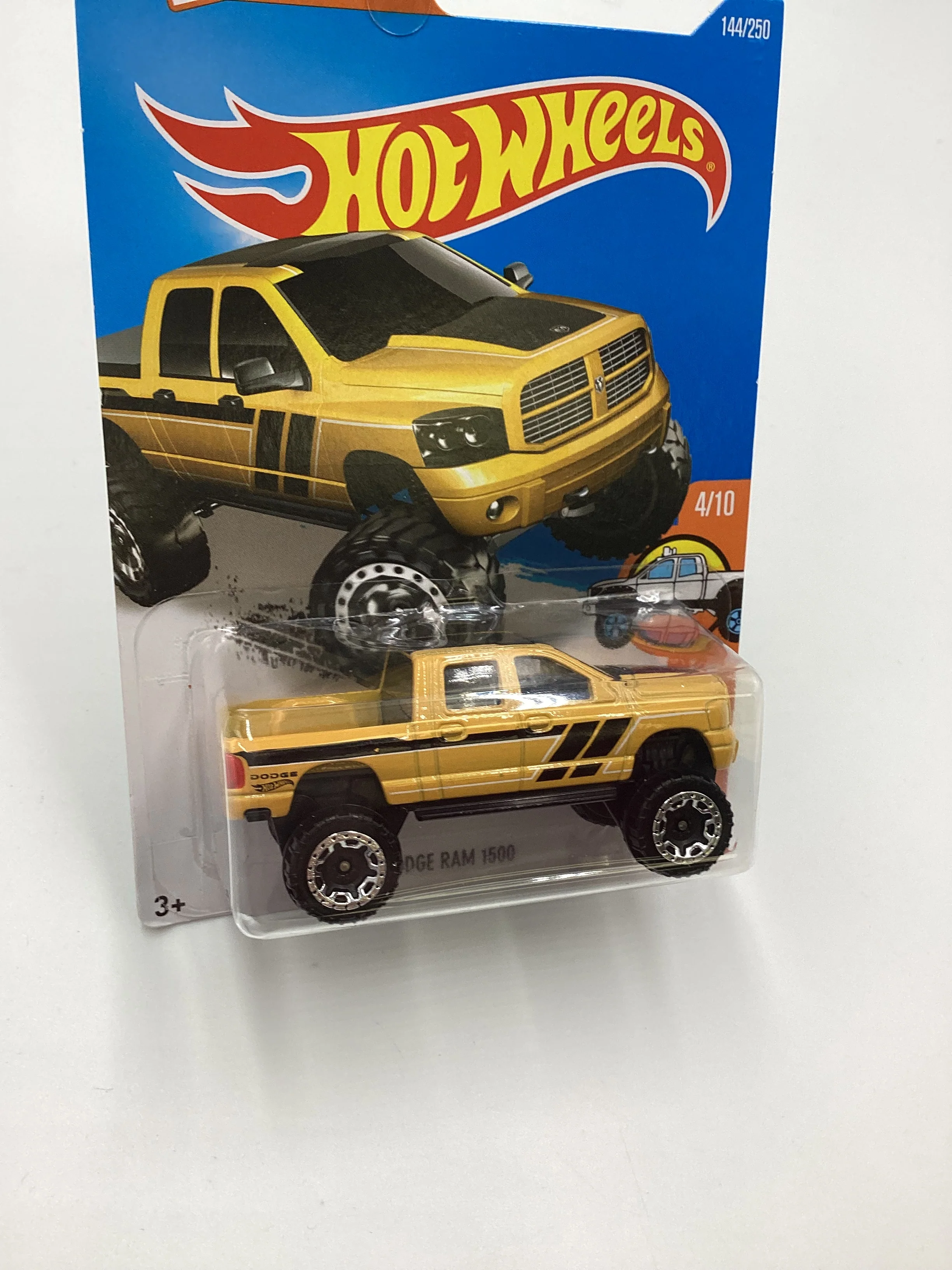 2016 Hot Wheels #144 Dodge Ram 1500 Yellow 48C - Image 4