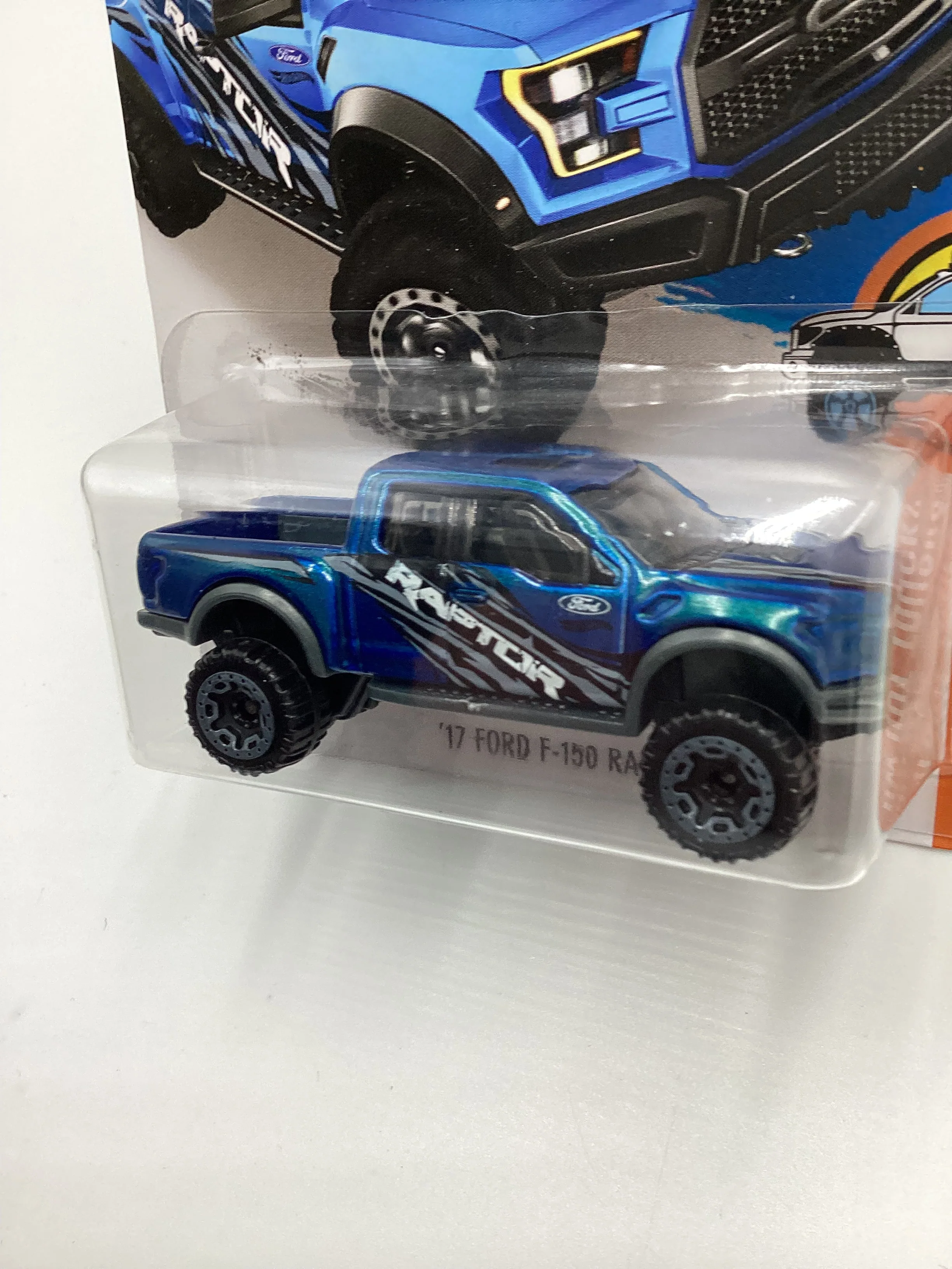 2016 Hot Wheels #150 17 Ford F-150 Raptor Blue 31A - Image 4