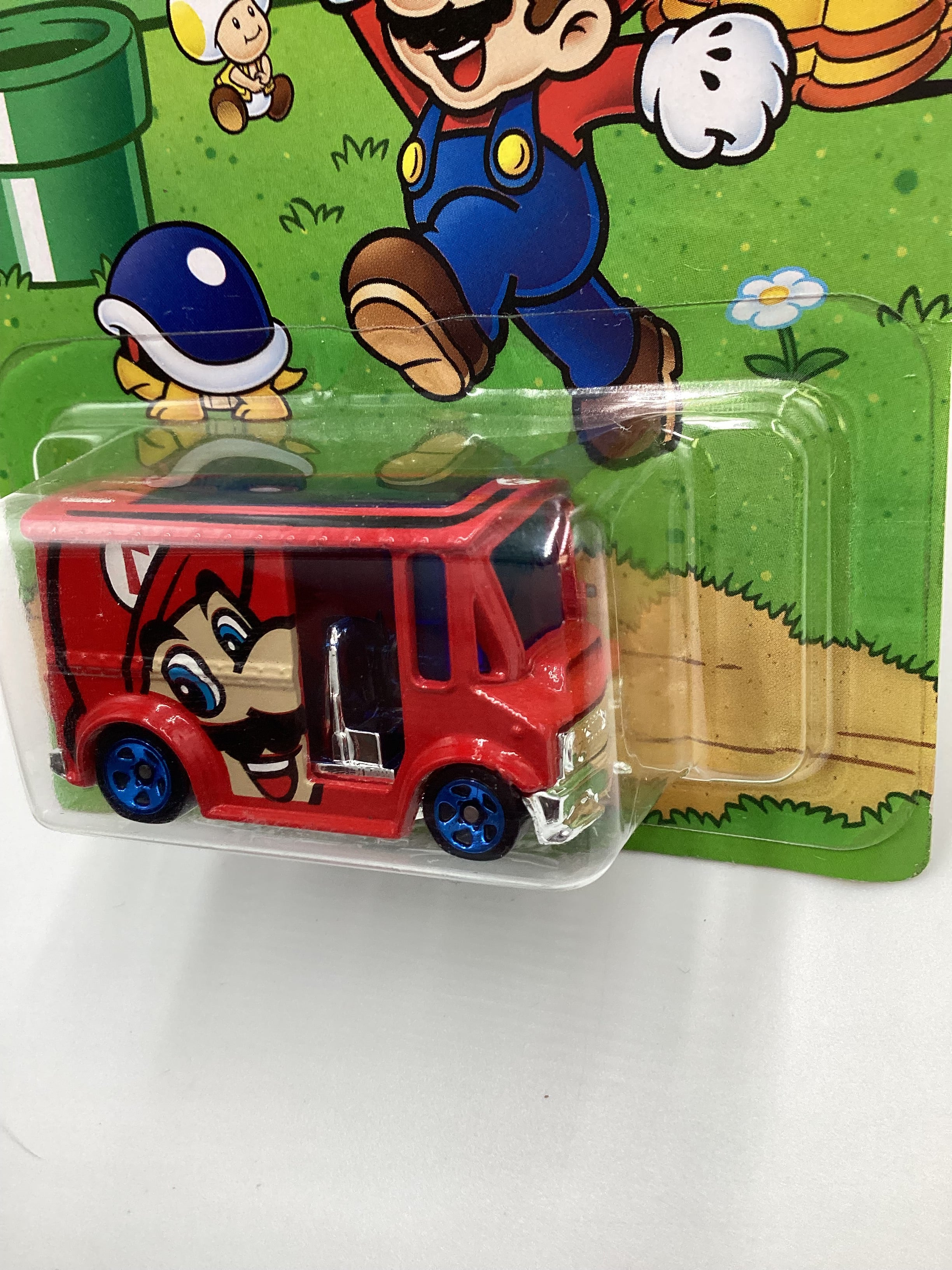 2016 Hot Wheels Super Mario #6 Bread Box Red Mario 157A - Image 4