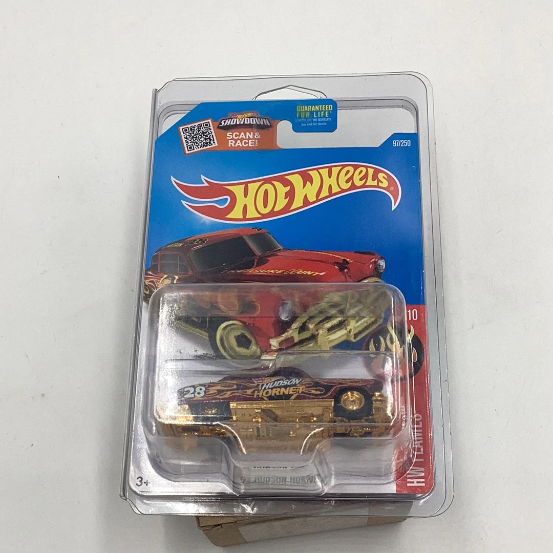 2016 hot wheels super treasure hunt 52 Hudson Hornet W/Protector - Image 8