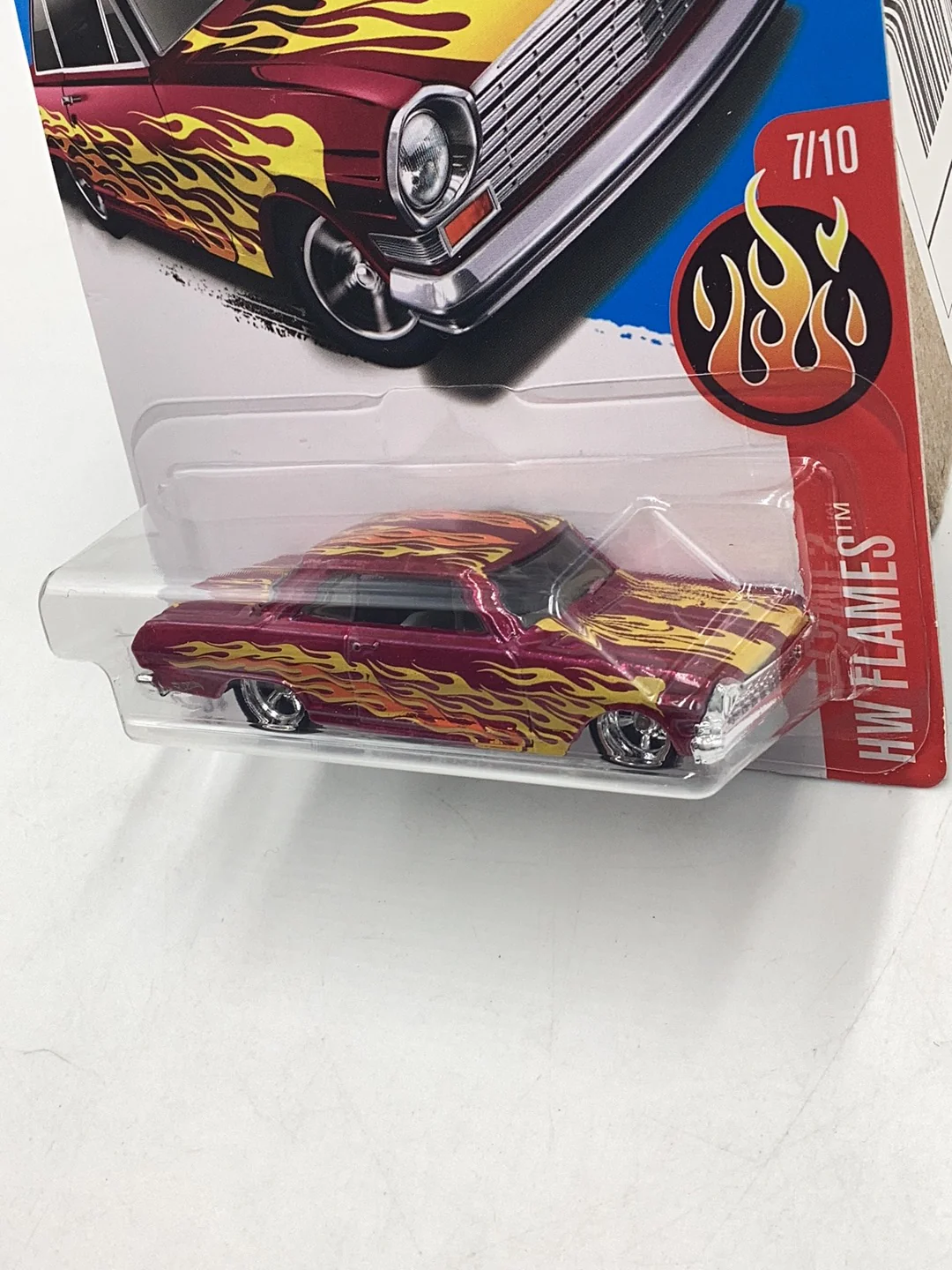 2017 hot wheels super treasure hunt 63 Chevy II W/Protector - Image 4