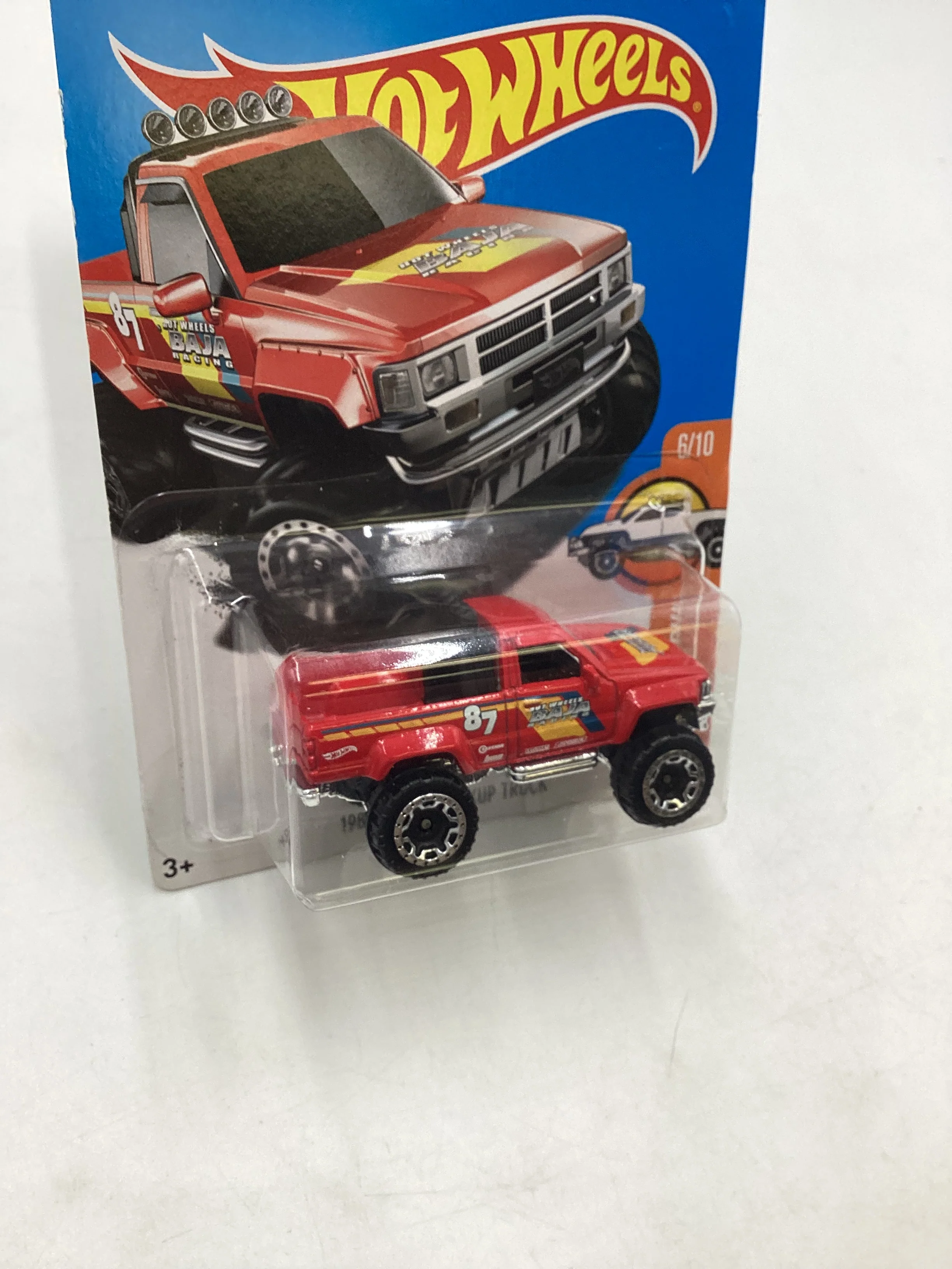 2017 Hot wheels #082 Red 1987 Toyota Pickup Truck 93C - Image 5