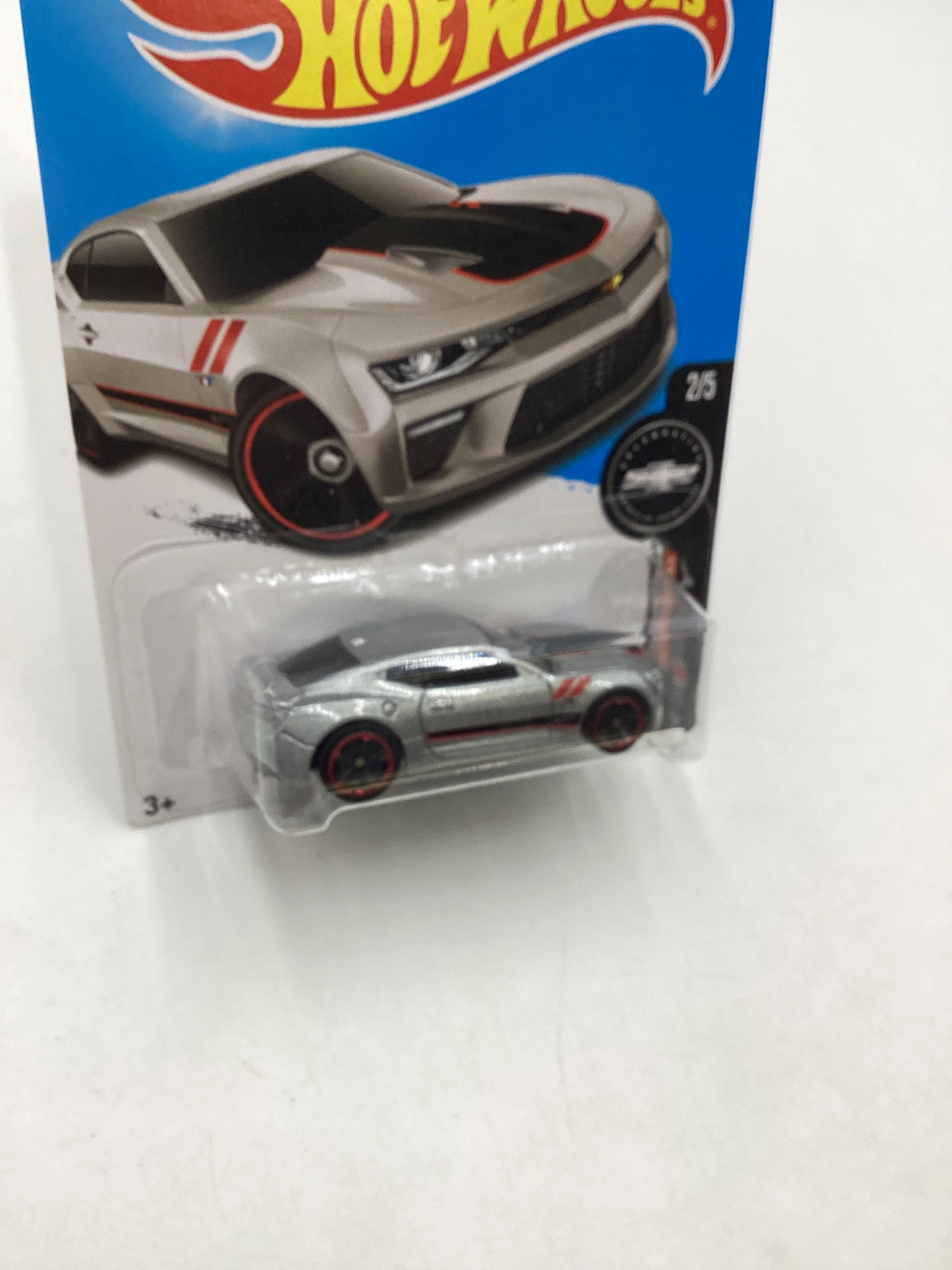 2017 Hot wheels #155 Silver 16 Camaro SS 4B - Image 6