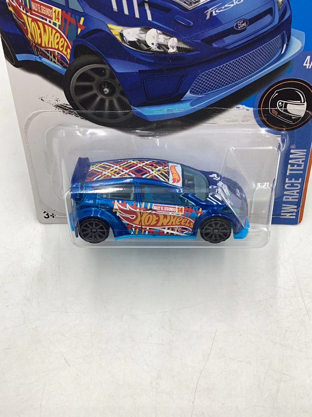 2017 Hot Wheels #210 12 Ford Fiesta 32E - Image 6