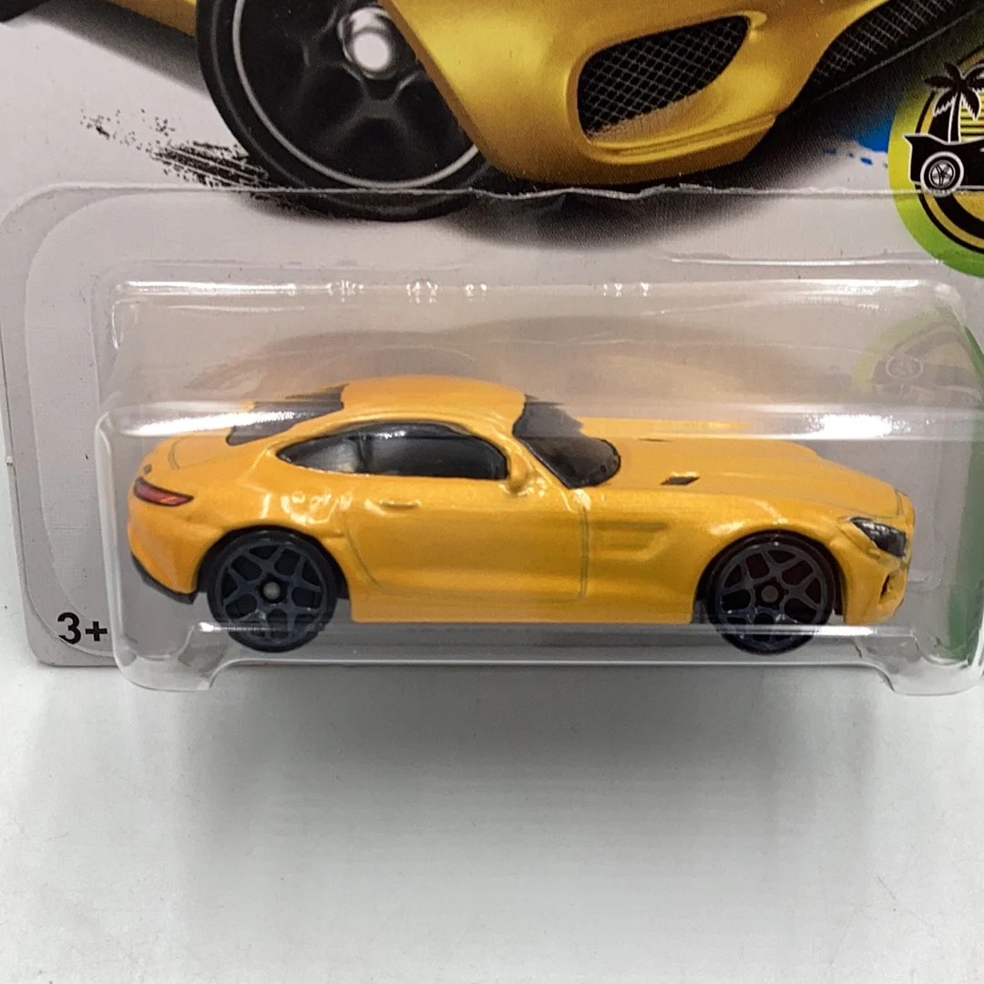 2017 hot wheels #256 15 Mercedes AMG GT 90D - Image 3