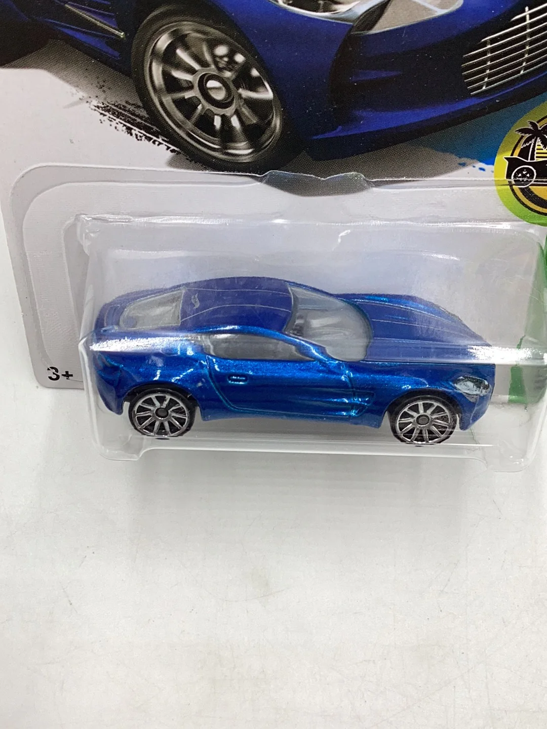 2017 hot wheels #287 Aston Martin One-77 106B - Image 6