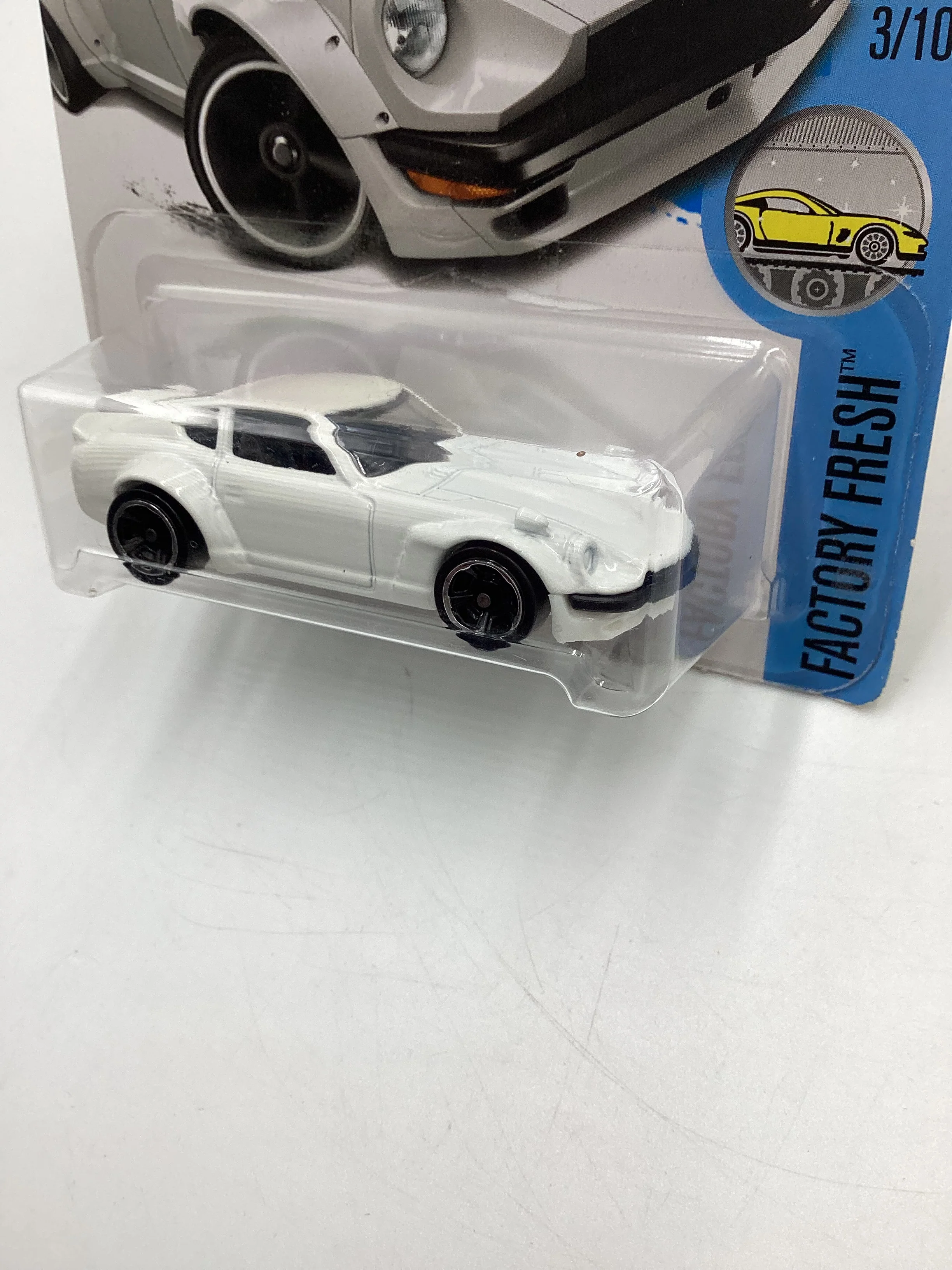 2017 Hot Wheels Factory Fresh #76 Custom Datsun 240Z White 88G - Image 4