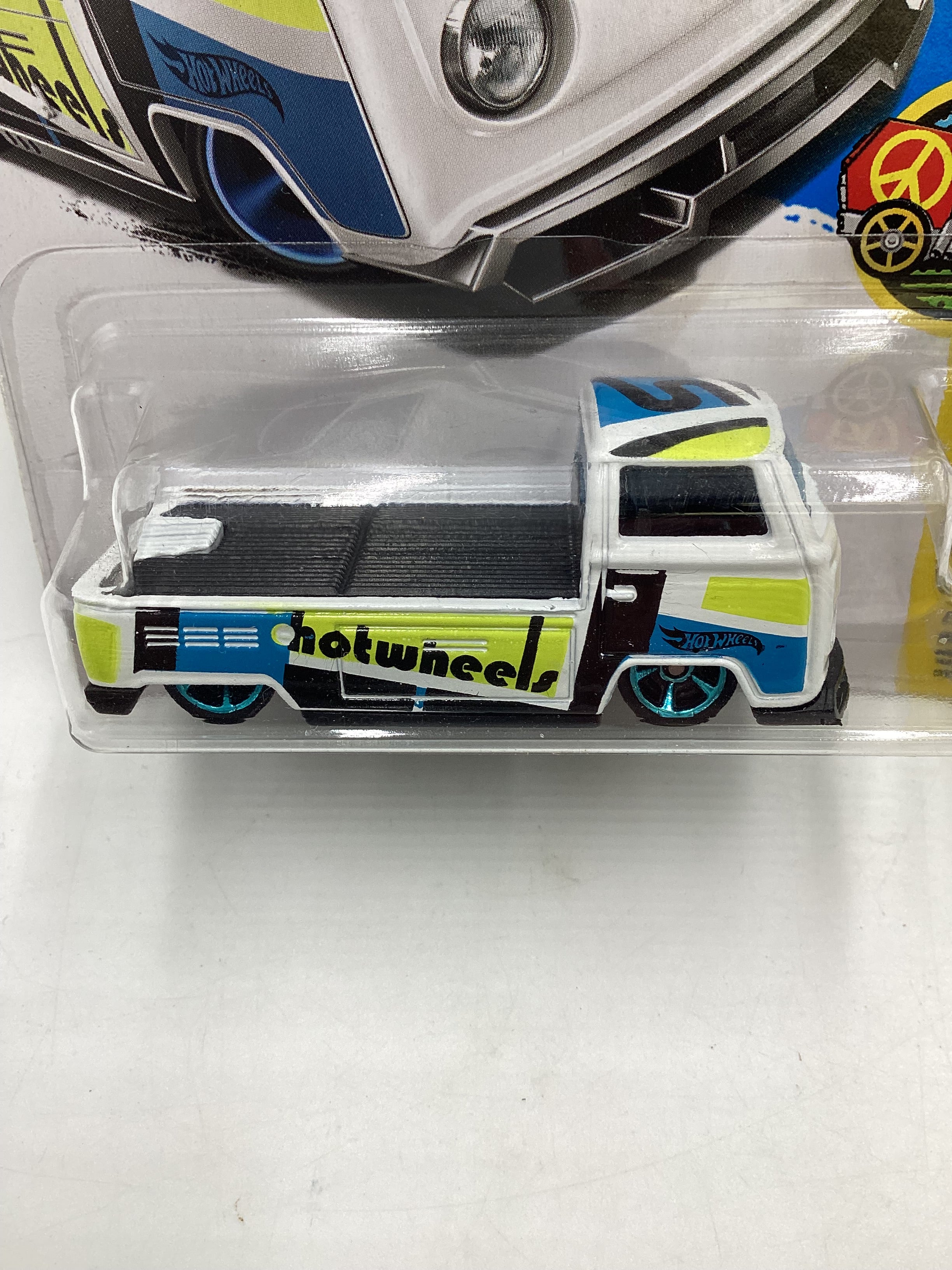 2017 Hot Wheels Art Cars #295 Volkswagen T2 Pickup 96B - Image 3