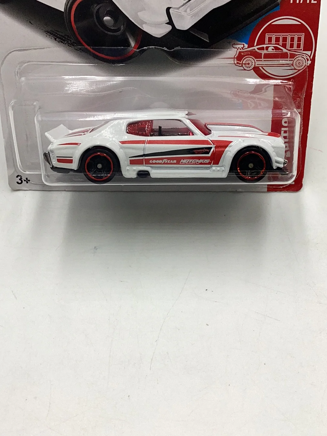 2017 Hot Wheels Red Edition ‘70 Chevy Chevelle 151C - Image 3