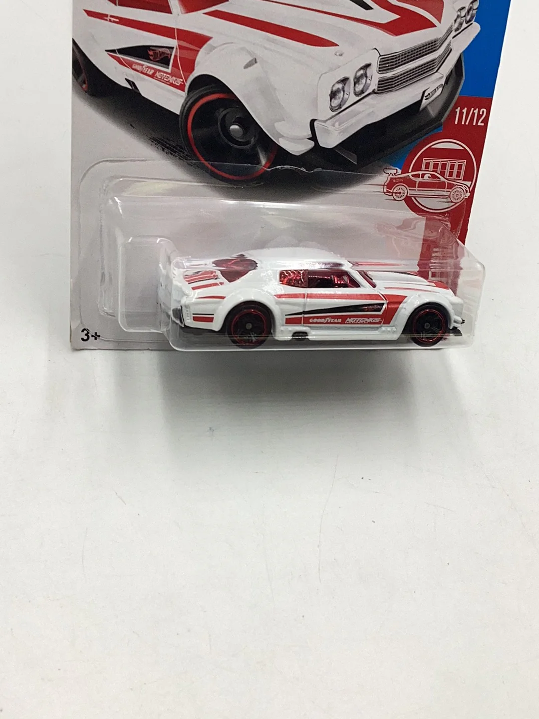2017 Hot Wheels Red Edition ‘70 Chevy Chevelle 151C - Image 4