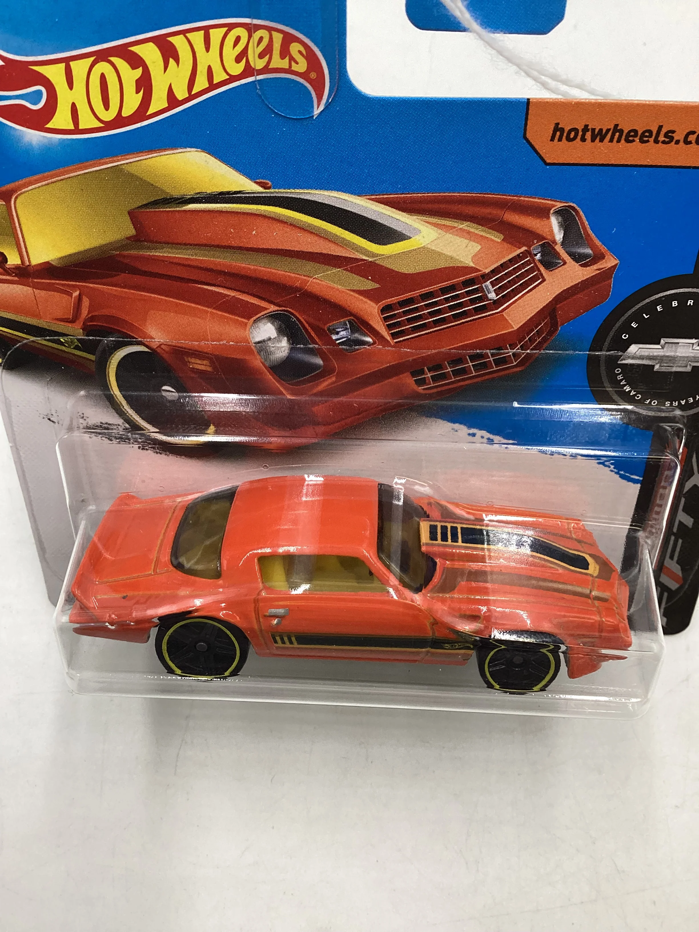 2017 Hot wheels Short Card Orange 81 Camaro 9C - Image 6