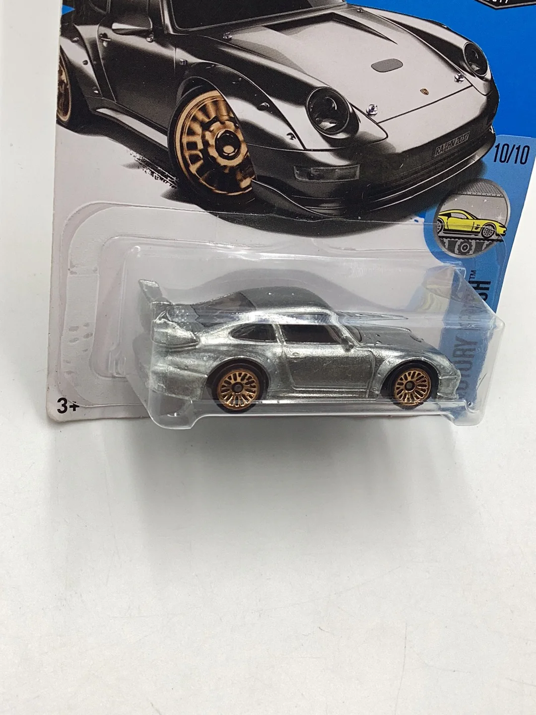 2017 Hot Wheels Zamac #10 Porsche 993 GT2 with protector - Image 4