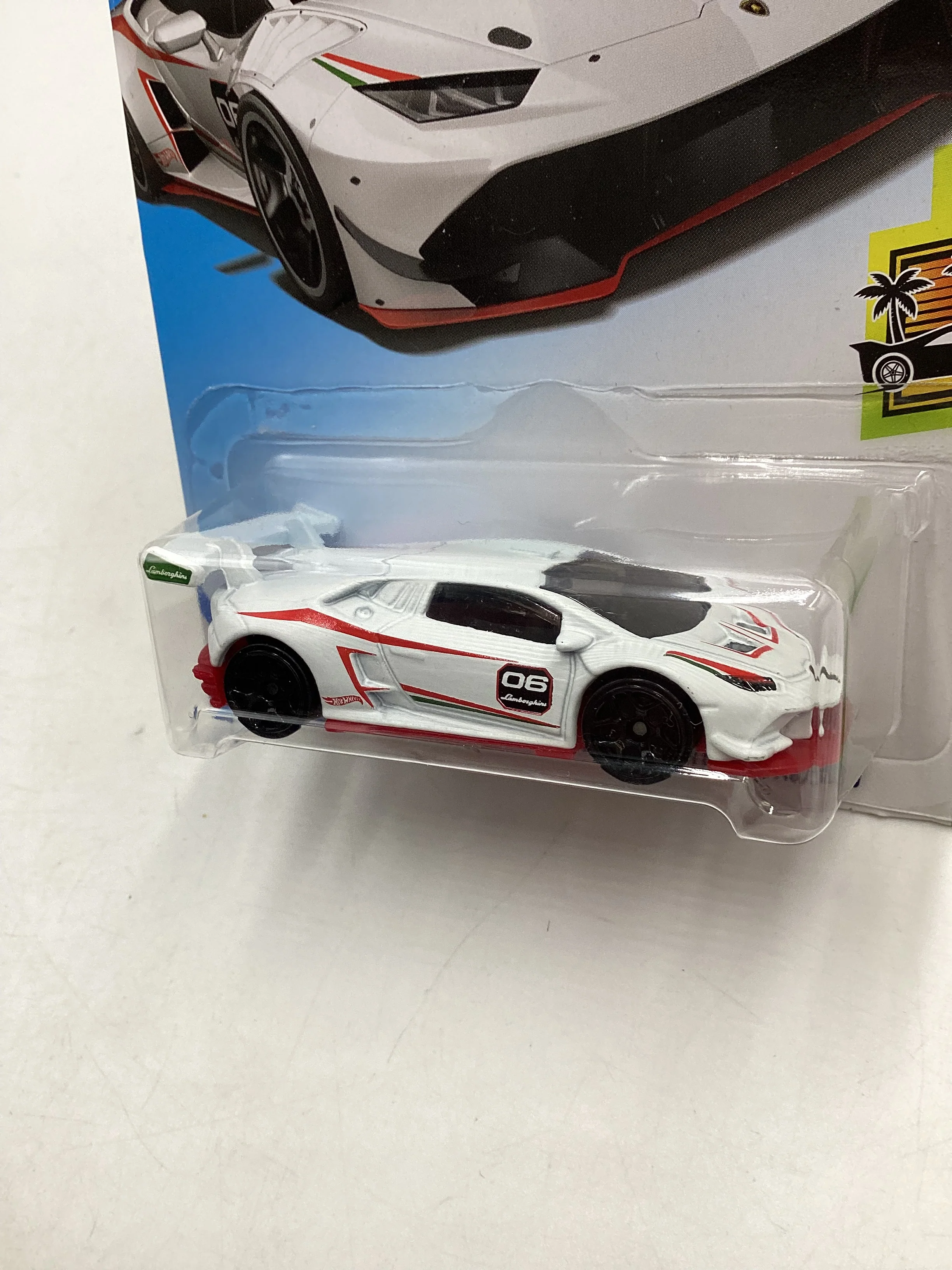 2018 Hot Wheels #150 Lamborghini Huracan LP 620-2 Super Trofeo 101B - Image 4