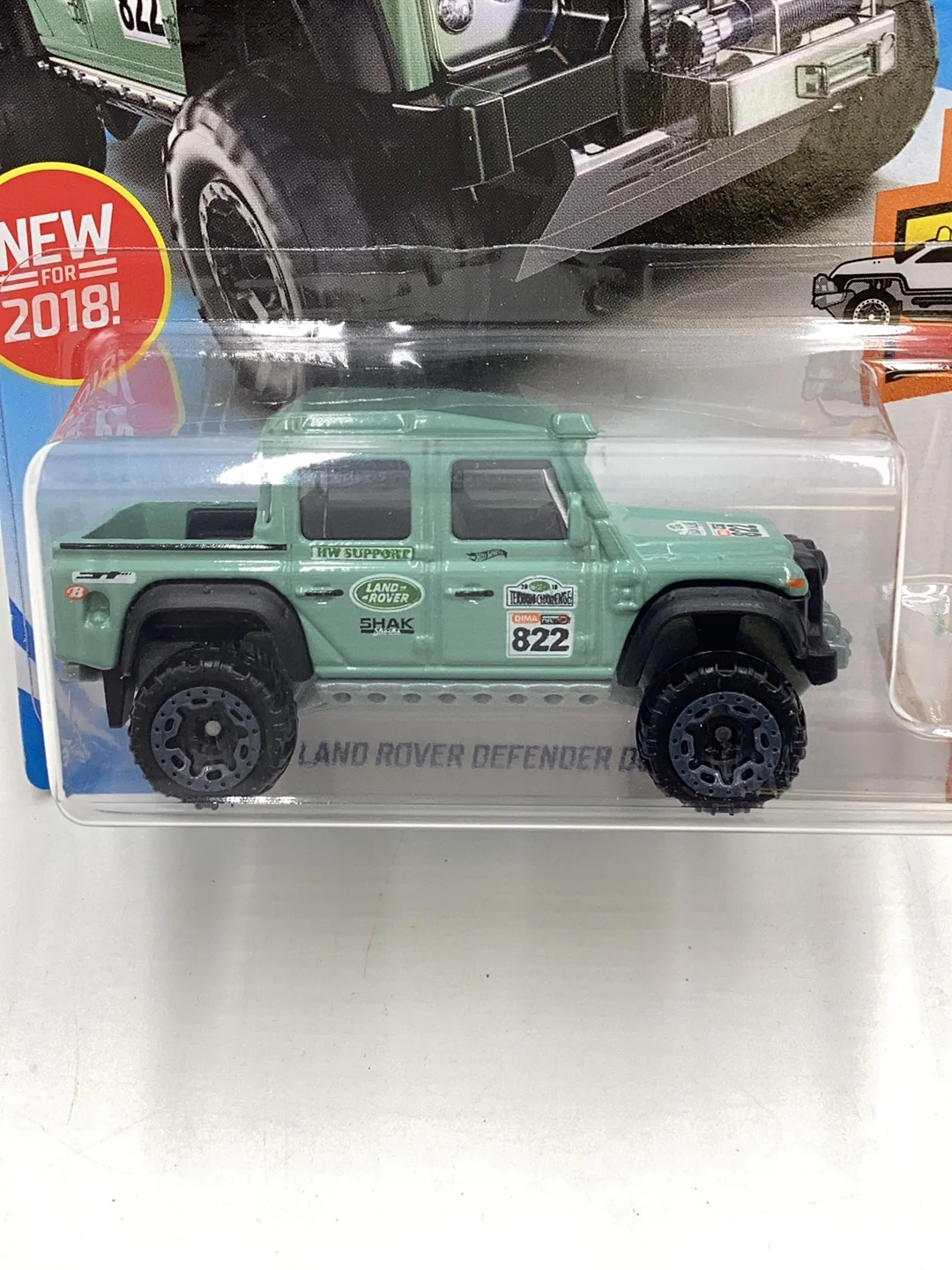 2018 Hot wheels #158 ‘15 Land Rover Defender Double Cab 63G - Image 3