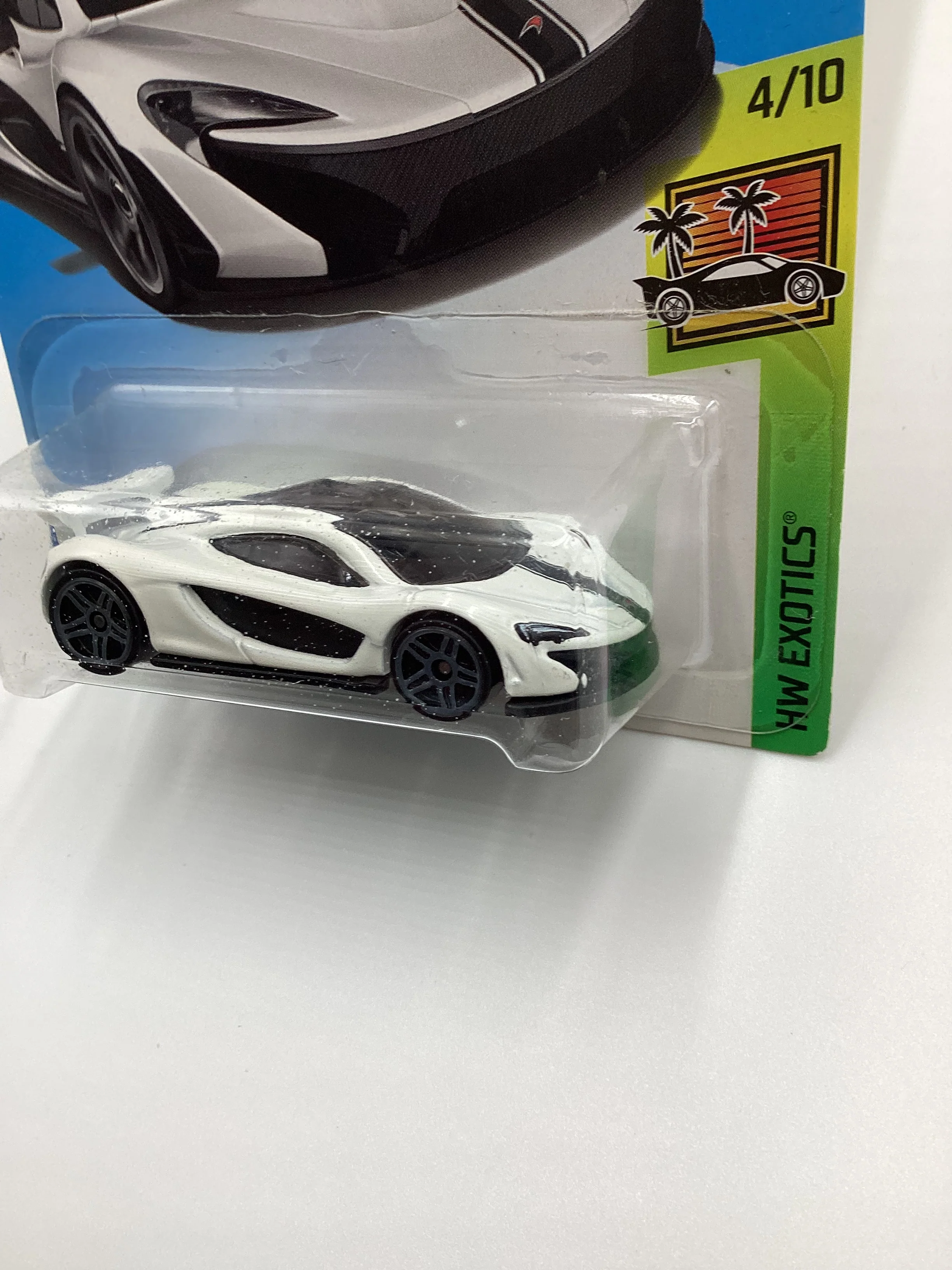 2018 Hot Wheels #170 McLaren P1 White 104E - Image 3