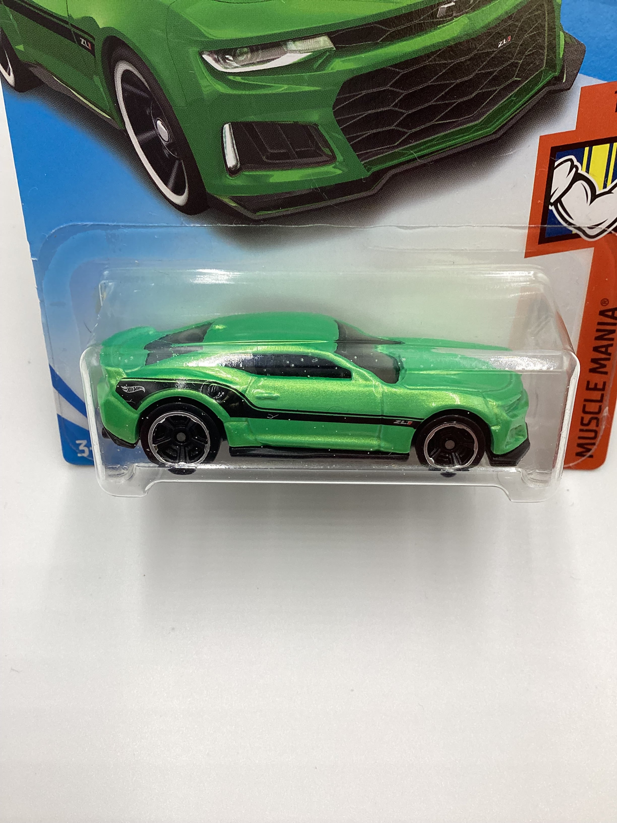 2018 Hot Wheels #188 2017 Camaro ZL1 Green 14A - Image 3