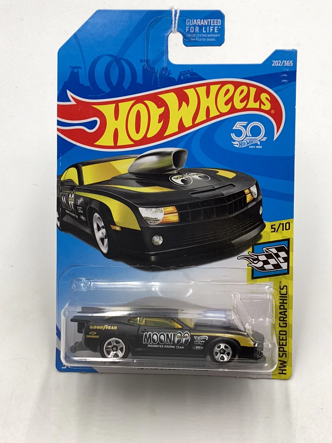 2018 Hot Wheels #202 10 Pro Stock Camaro Mooneyes Black 1C - Image 2