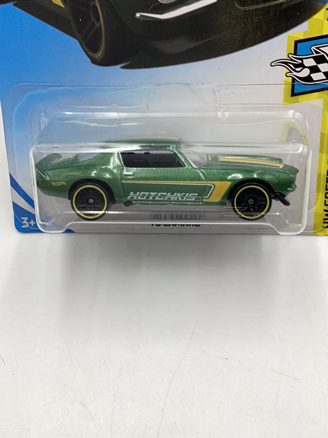 2018 Hot Wheels #28 70 Camaro Green 17F - Image 3