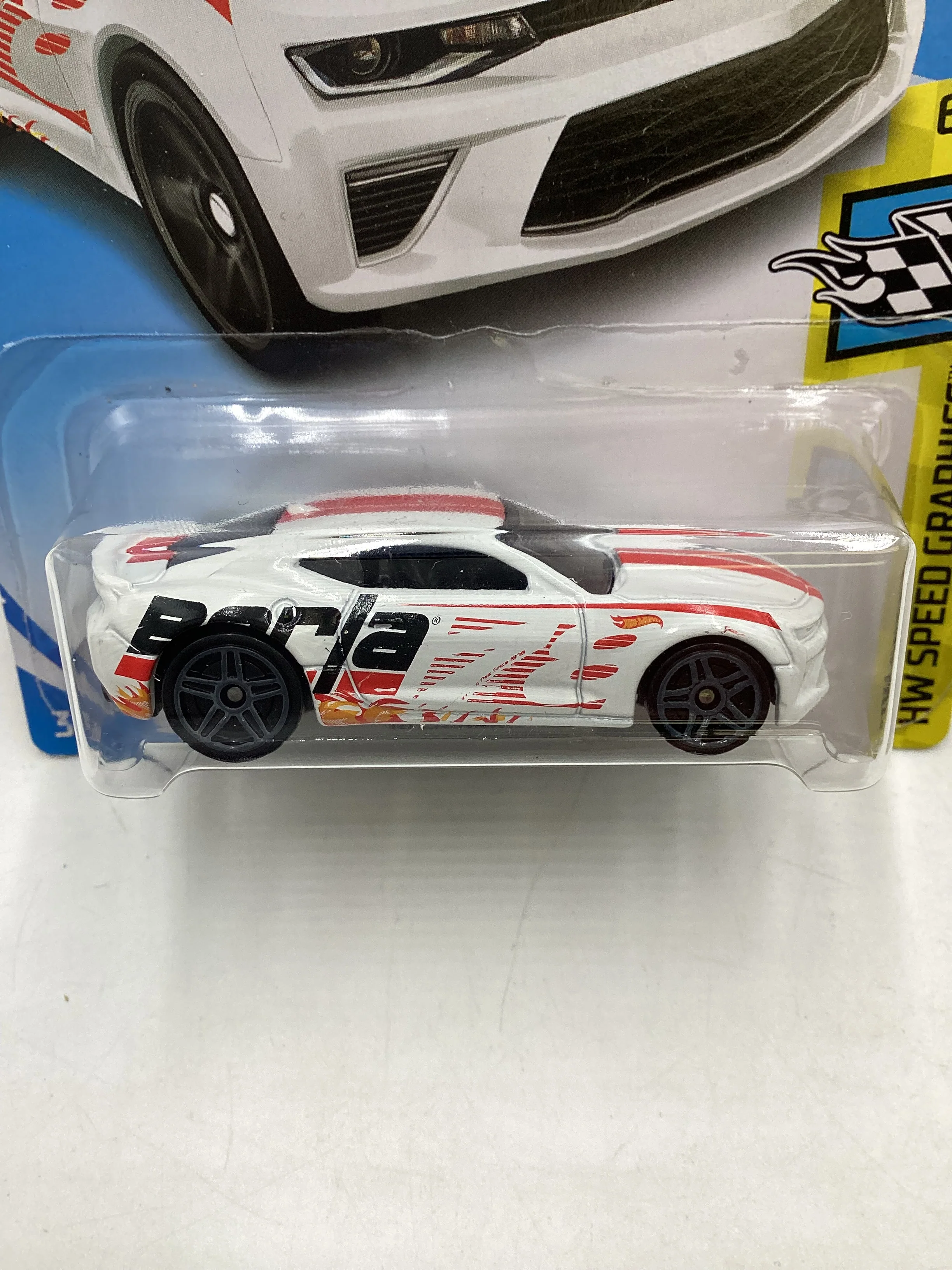2019 Hot Wheels #082 Kmart Exclusive 16 Camaro SS 234G - Image 3