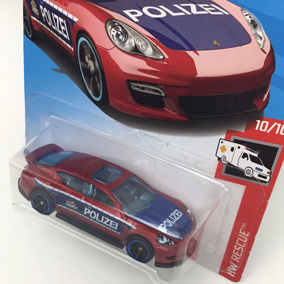 2019 hot wheels #100 Porsche Panamera Black - Image 3