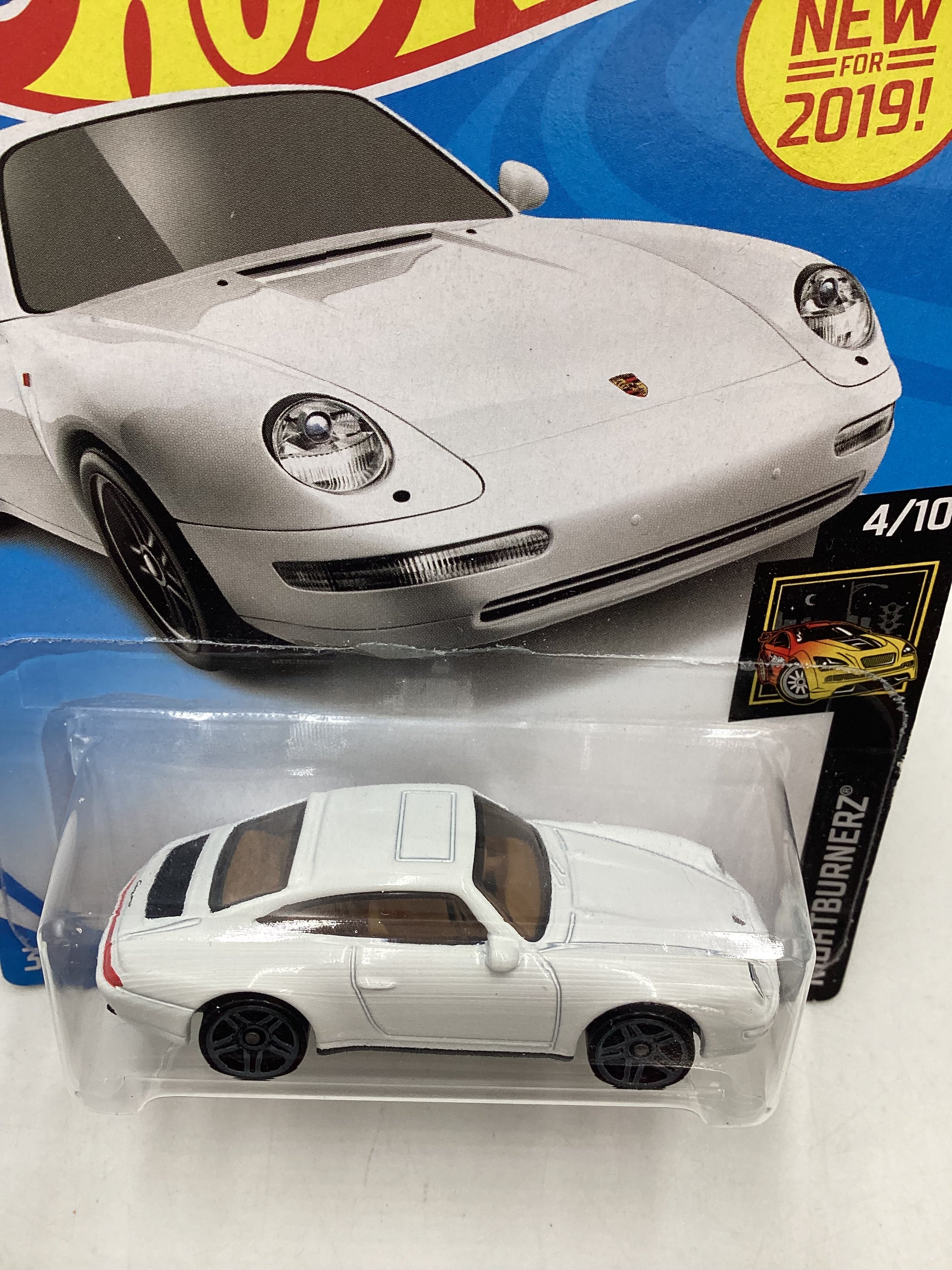 2019 Hot Wheels #155 ‘96 Porsche Carrera White Month Card 100C - Image 6