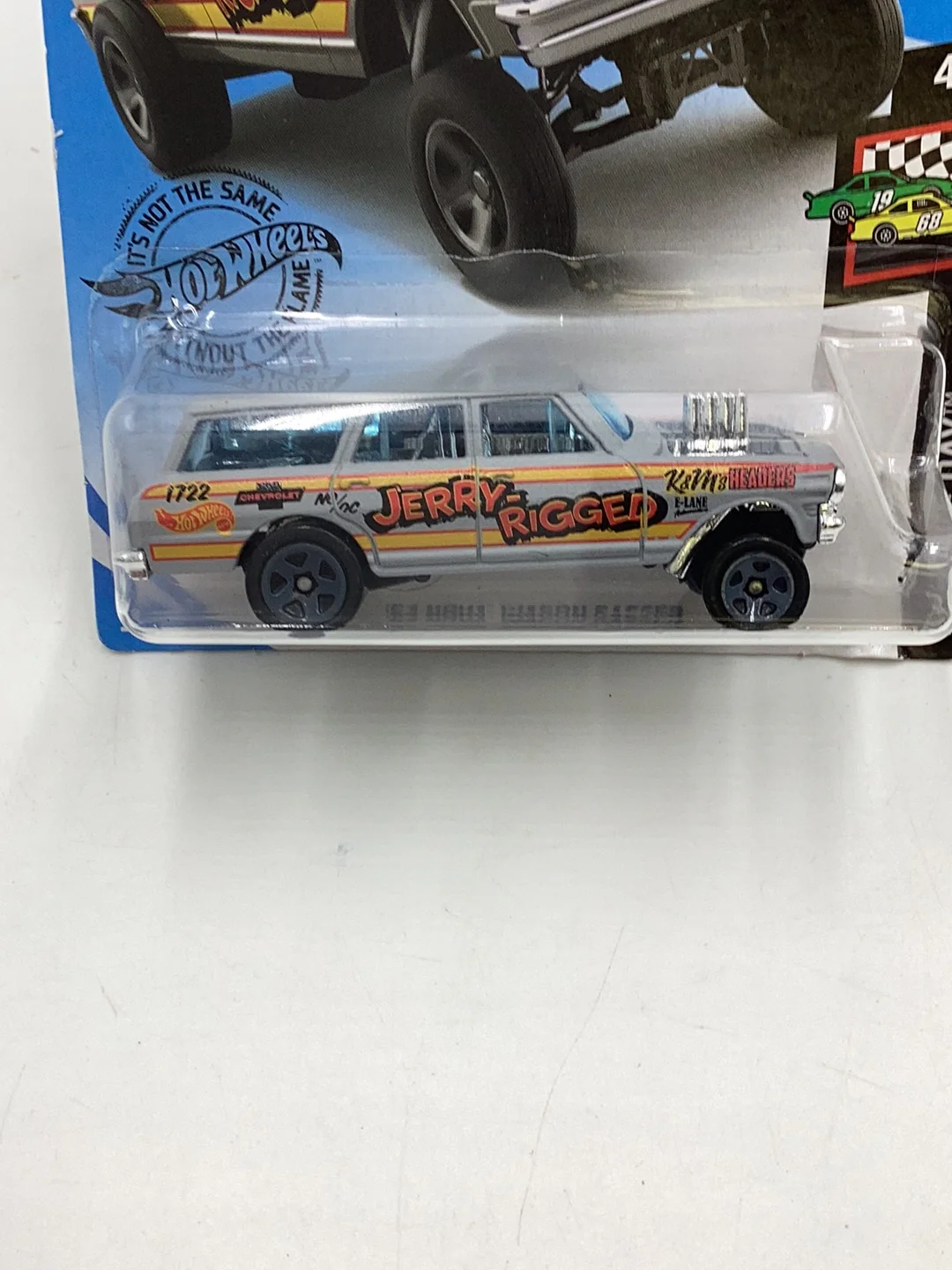 2019 Hot wheels #198 64 Nova Wagon Gasser grey 11D - Image 3