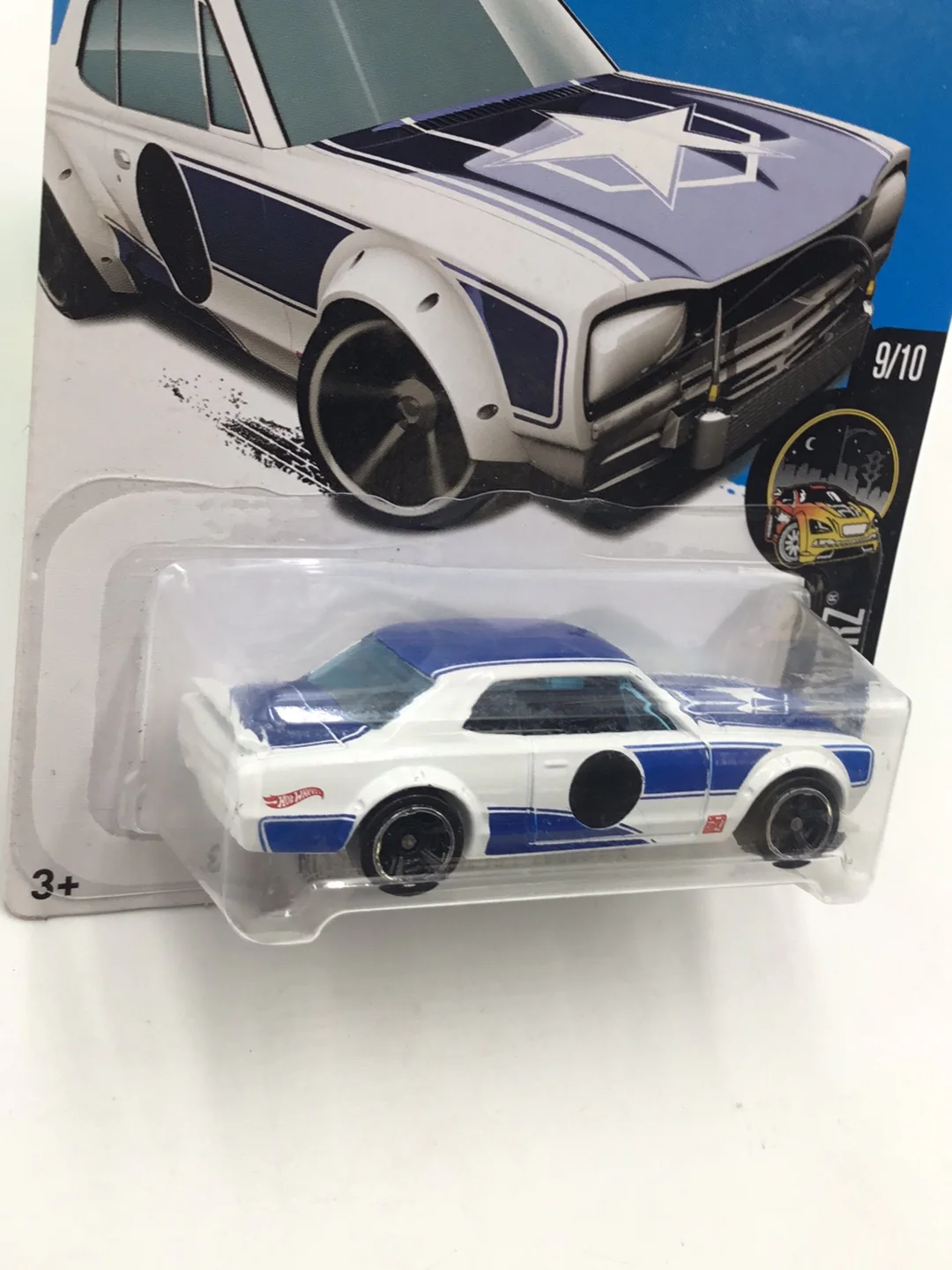 2019 Hot Wheels #2 Nissan Skyline H/T 2000GT-X NN8 - Image 3