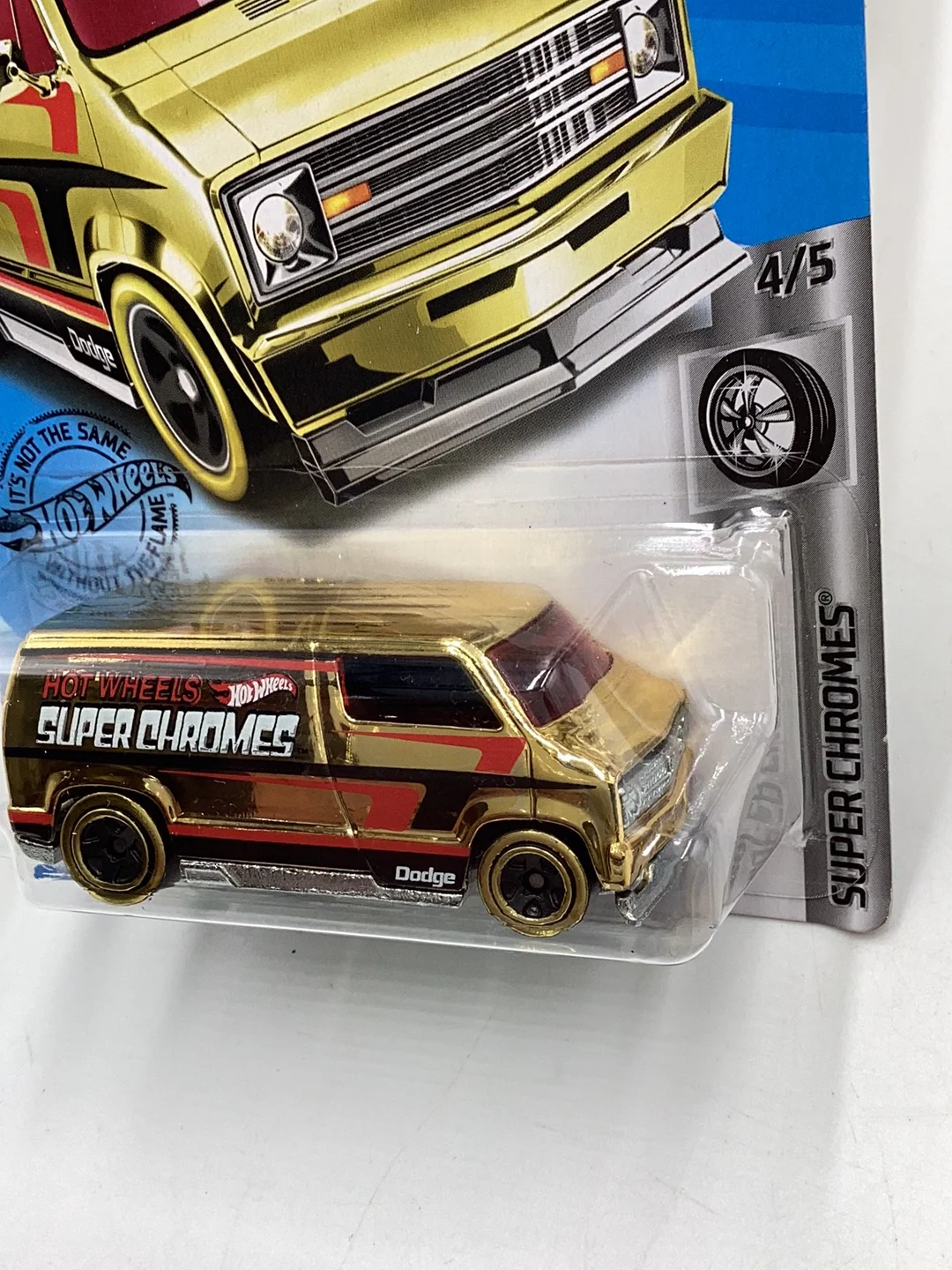 2019 Hot wheels #23 Custom 77 Dodge Van Gold 43D - Image 5