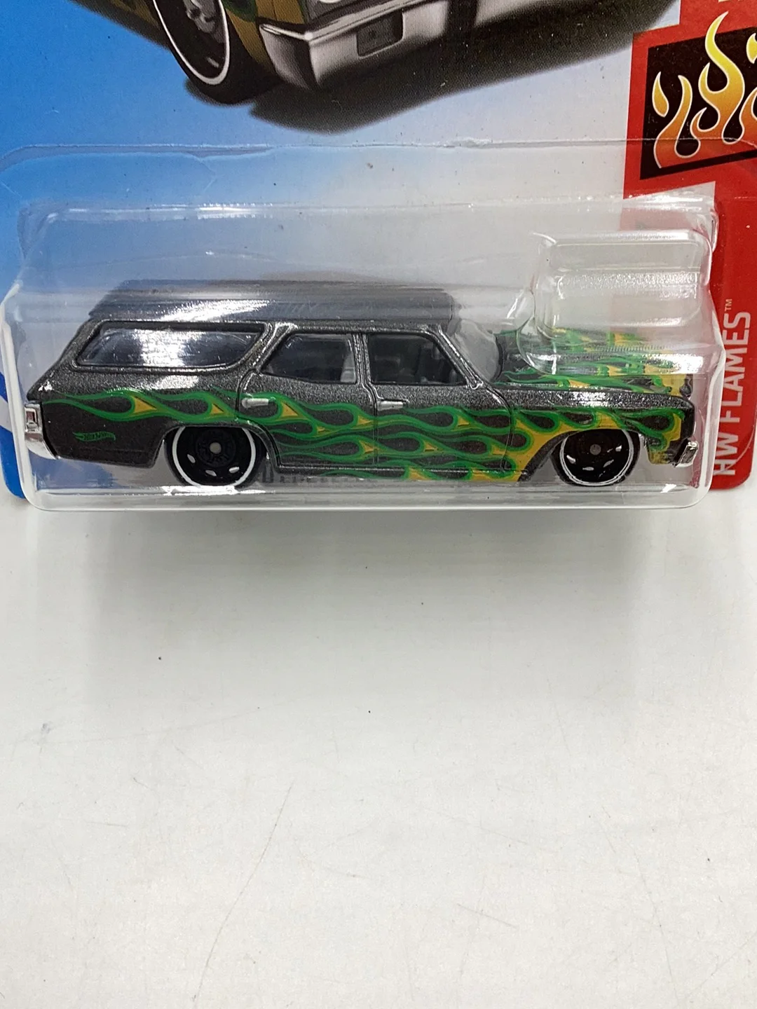 2019 Hot wheels #56 70 Chevelle SS Wagon 18F - Image 3