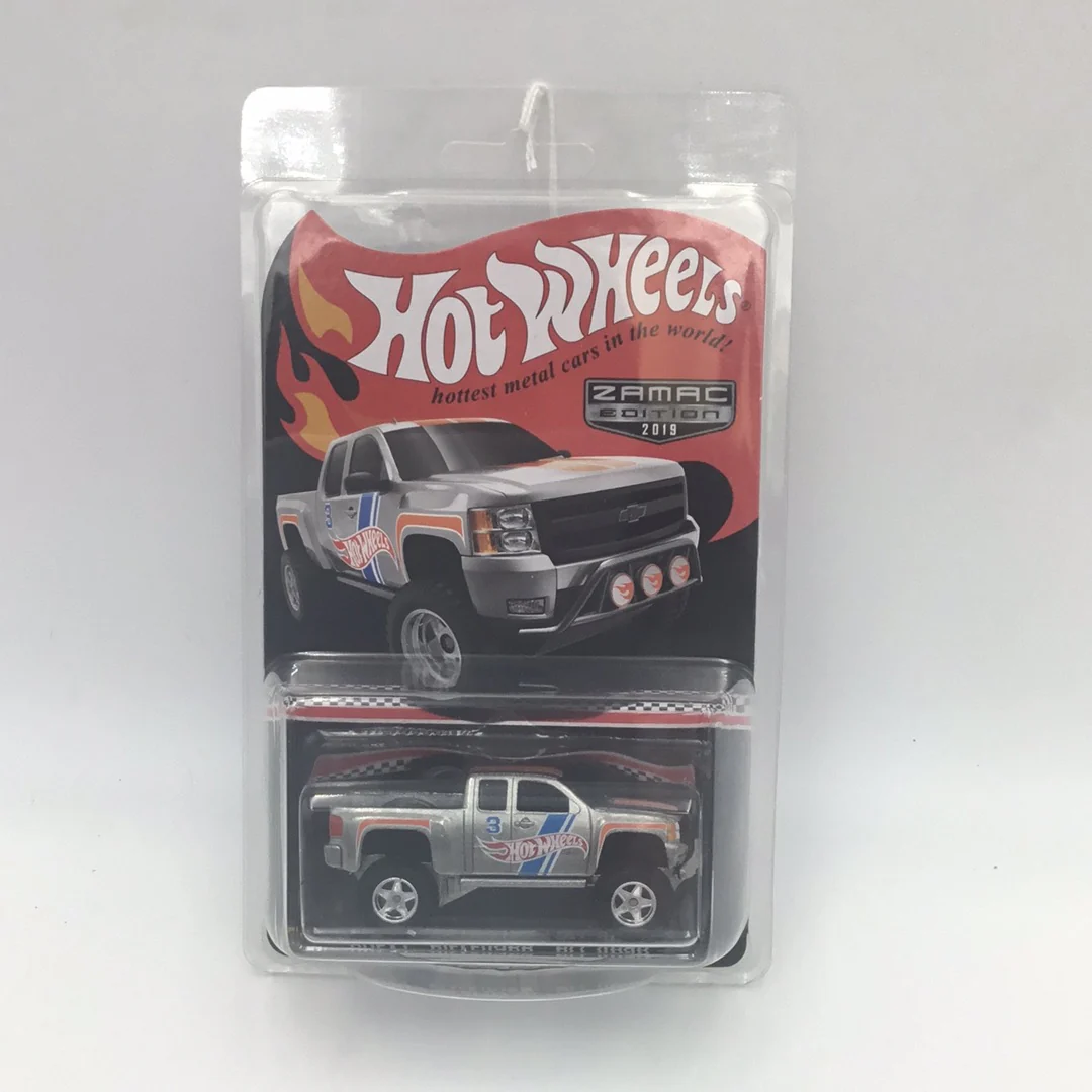 2019 Hot wheels  collectors edition Chevy Silverado Off Road mail in Zamac edition Real Riders - Image 5