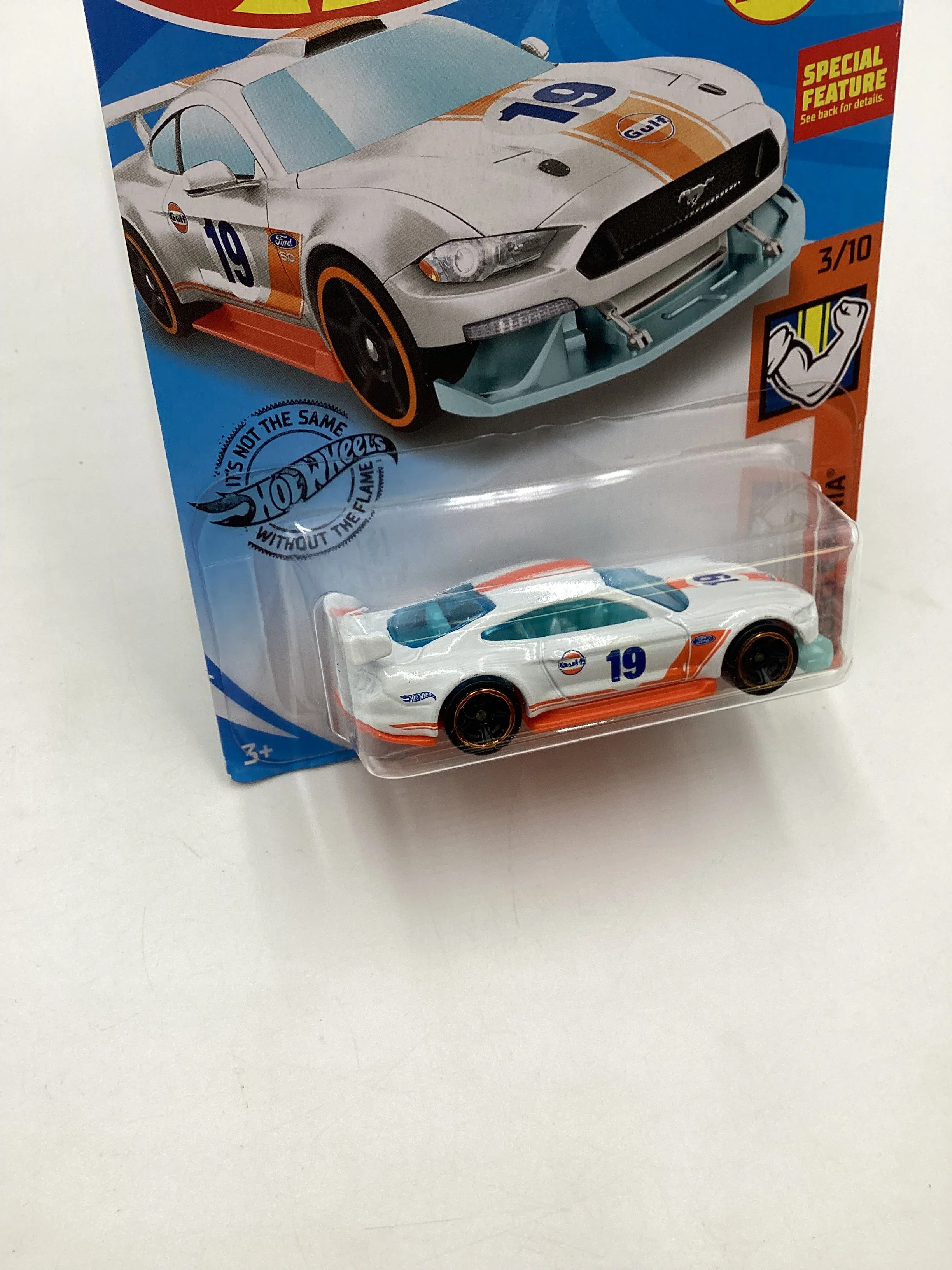 2019 Hot wheels Muscle Mania #180 Custom 18 Ford Mustang GT Gulf 27C - Image 5