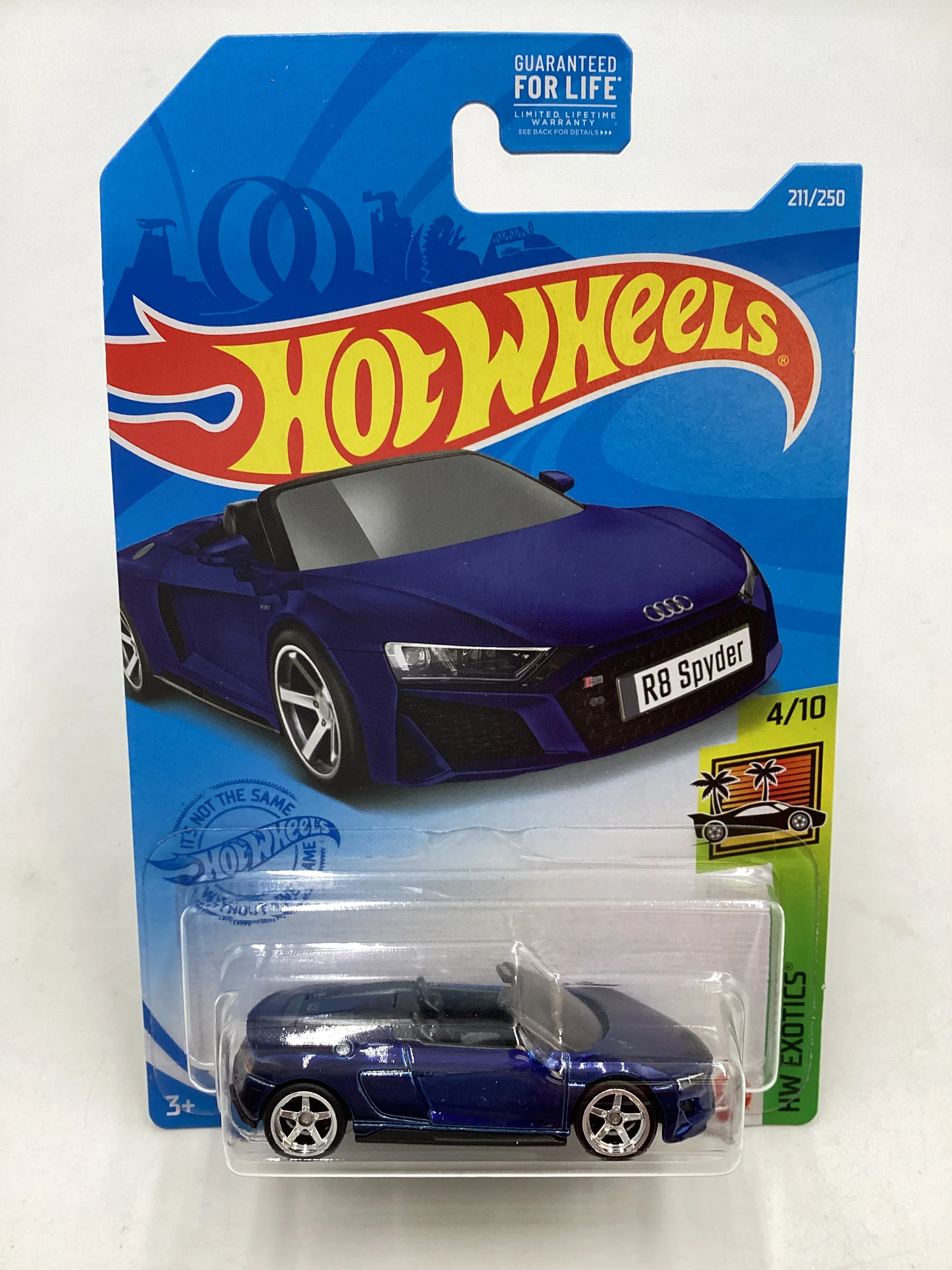 2019 Hot wheels Super treasure hunt 2019 Audi R8 Spyder Blue W/Protector - Image 2
