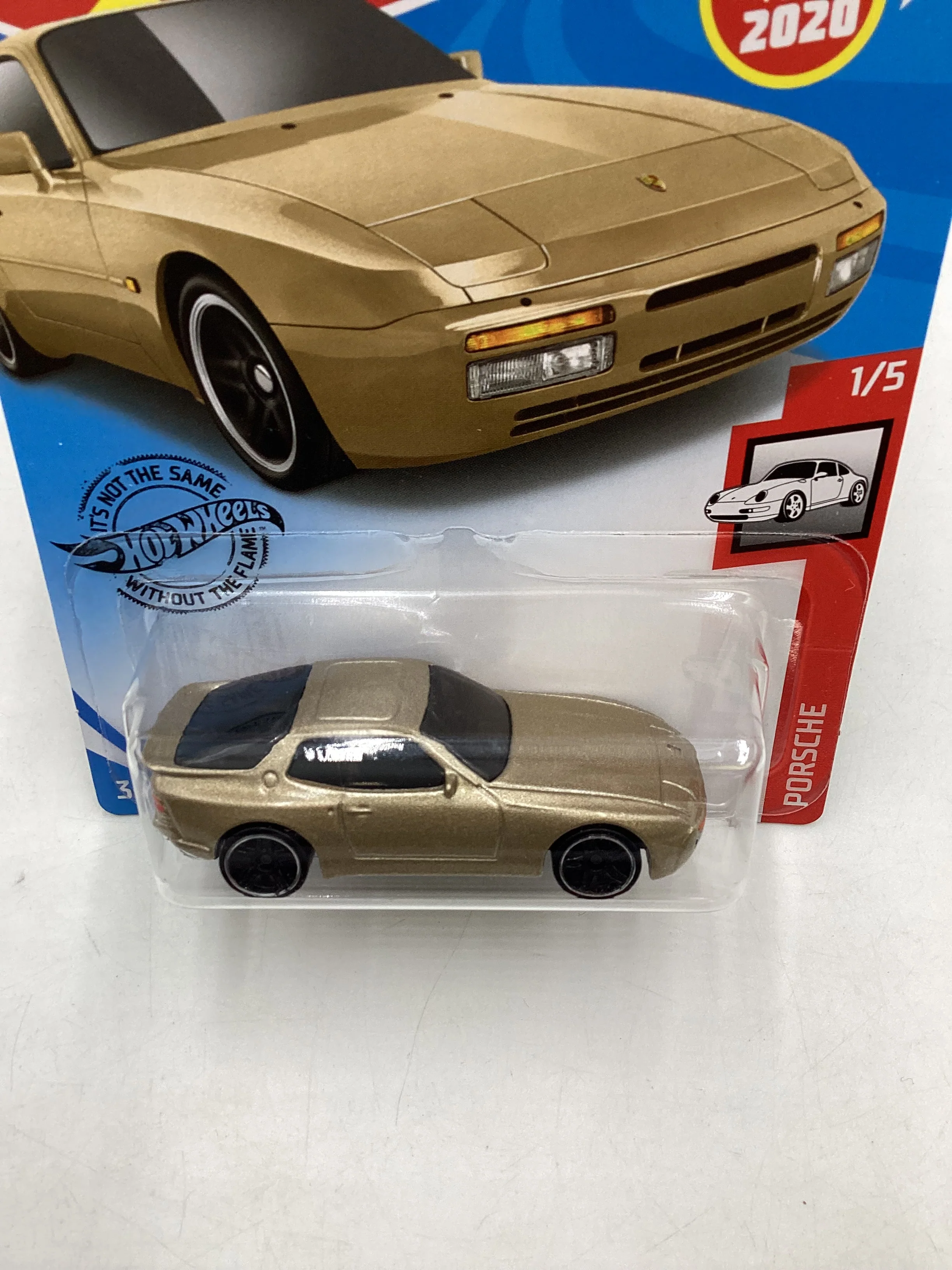 2020 Hot Wheels #047 89 Porsche 944 Turbo Gold 99A - Image 5