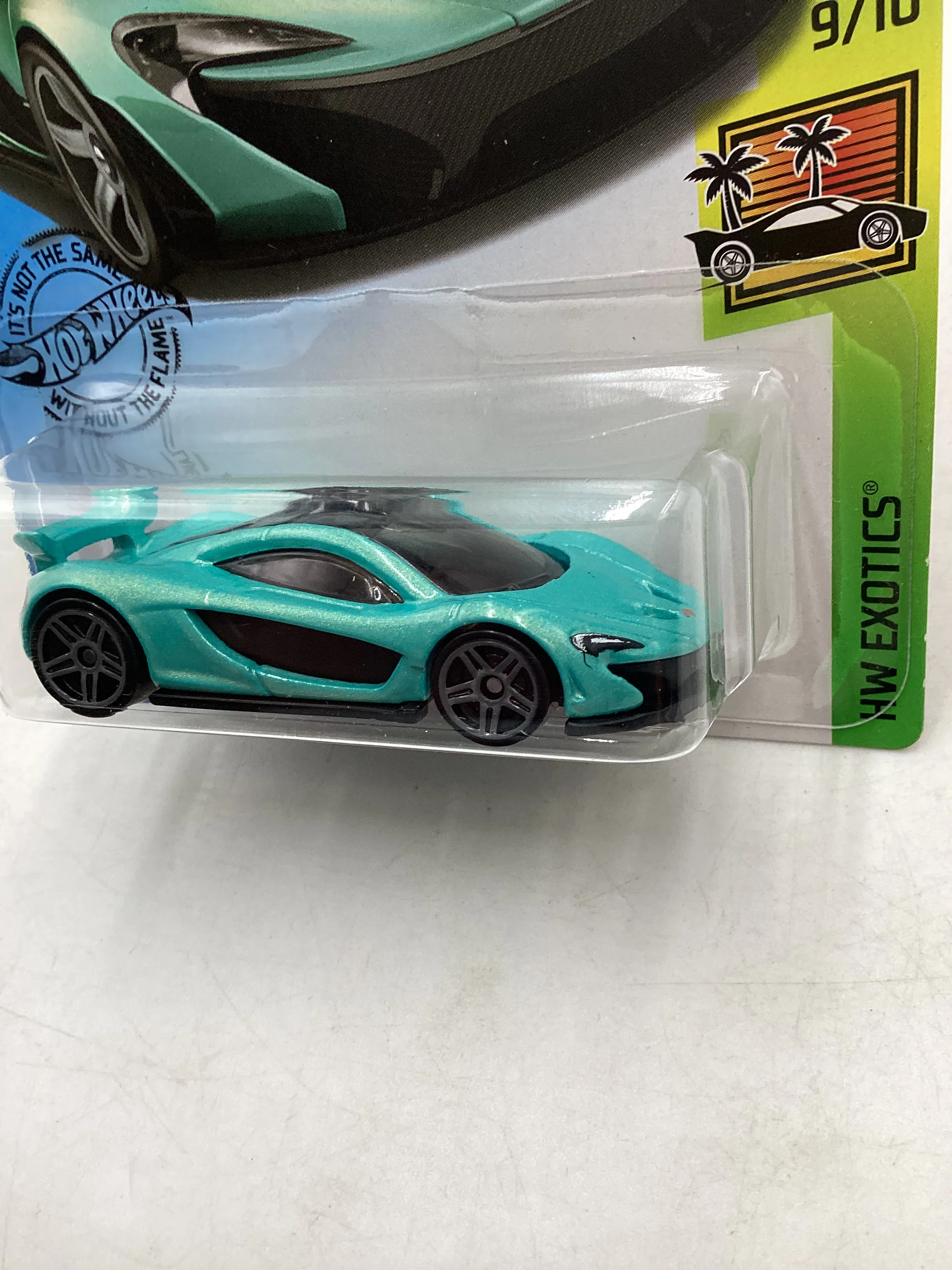 2020 Hot wheels #149 McLaren P1 Teal 103G - Image 3