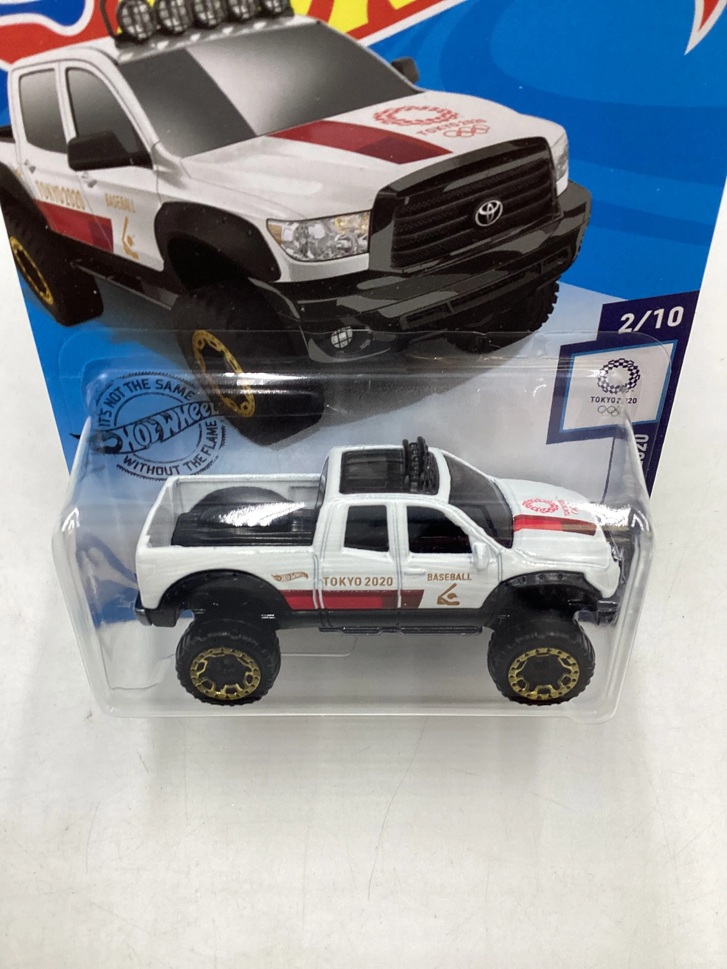 2020 Hot Wheels #183 White 10 Toyota Tundra 95C - Image 6
