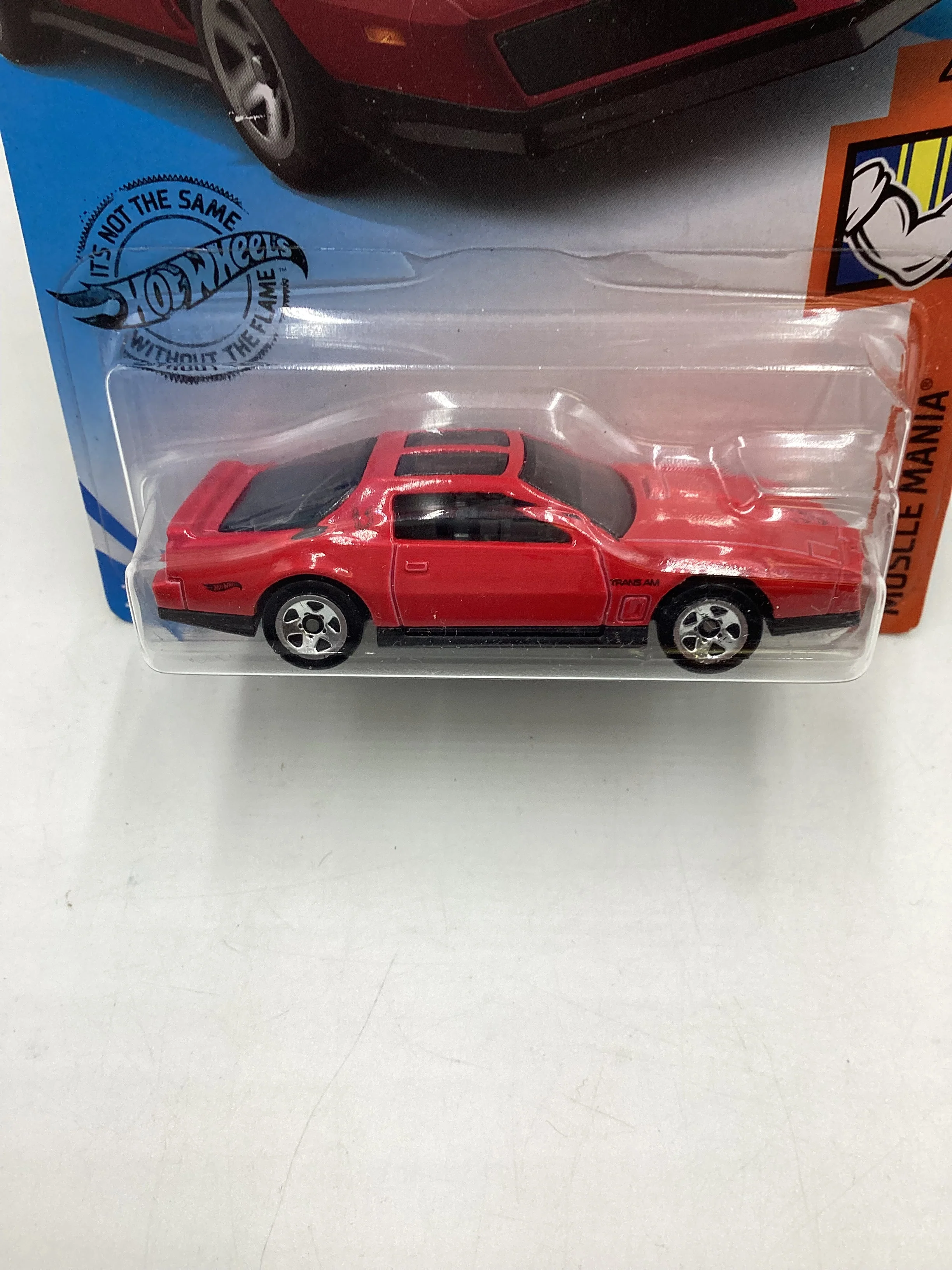2020 Hot wheels Muscle Mania #224 84 Pontiac Firebird Red 52G - Image 3