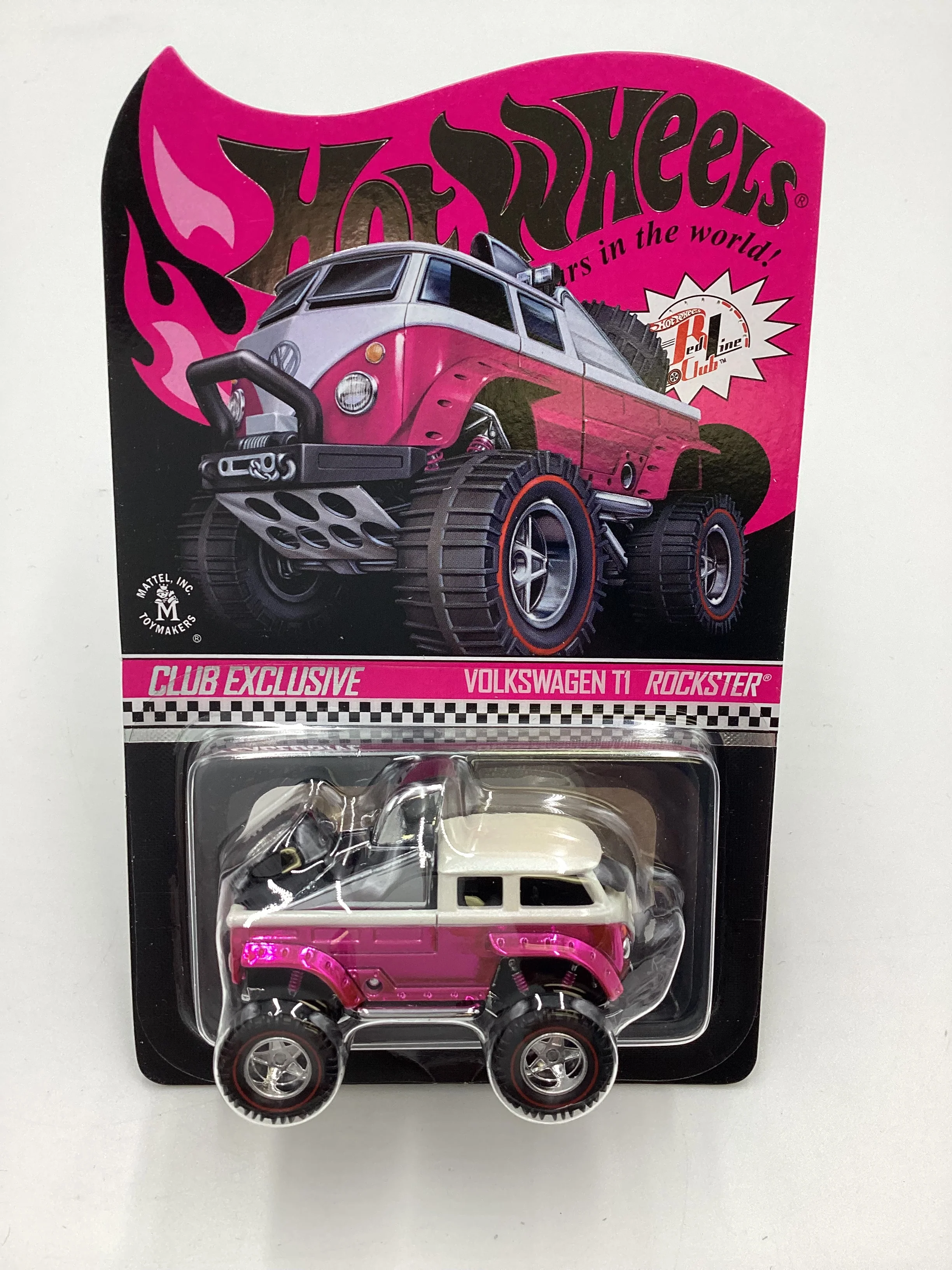 2020 Hot Wheels RLC Pink Party Car Club Exclusives Volkswagen T1 Rockster Pink W/Protector - Image 2