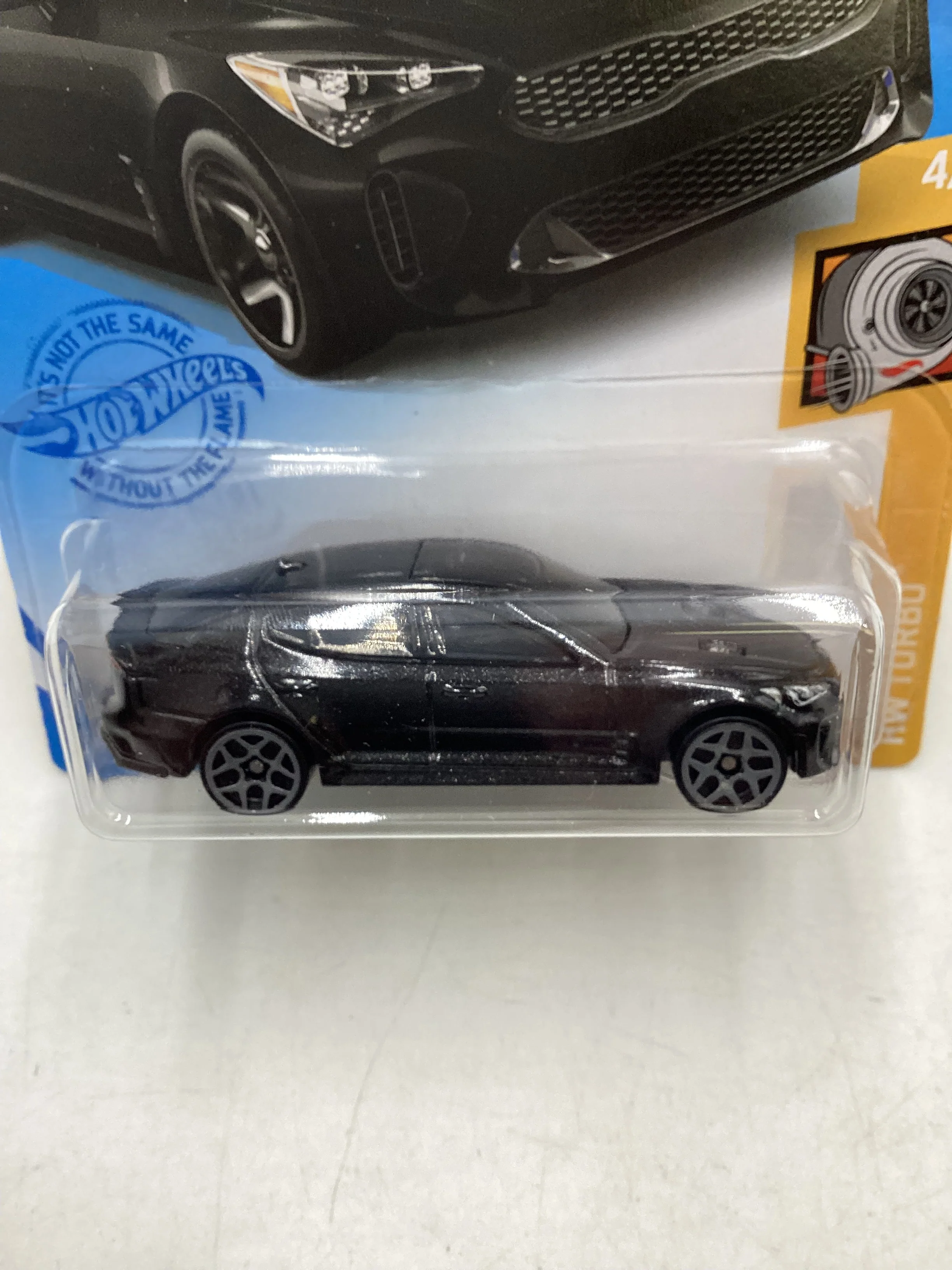 2021 Hot wheels #118 2019 Kia Stinger GT Black 61i - Image 3