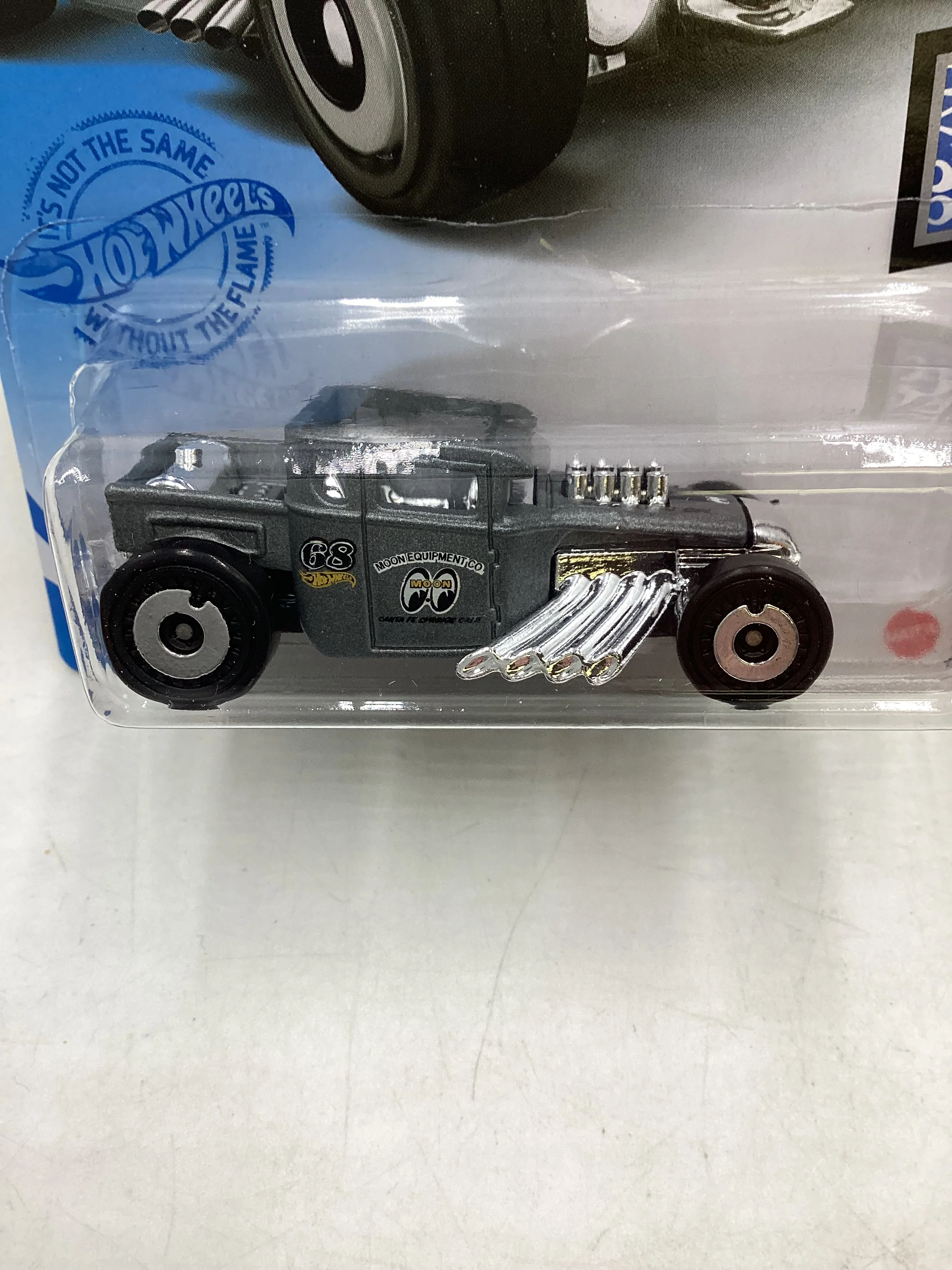 2021 Hot Wheels #161 Bone Shaker Gray Mooneyes 57A - Image 3