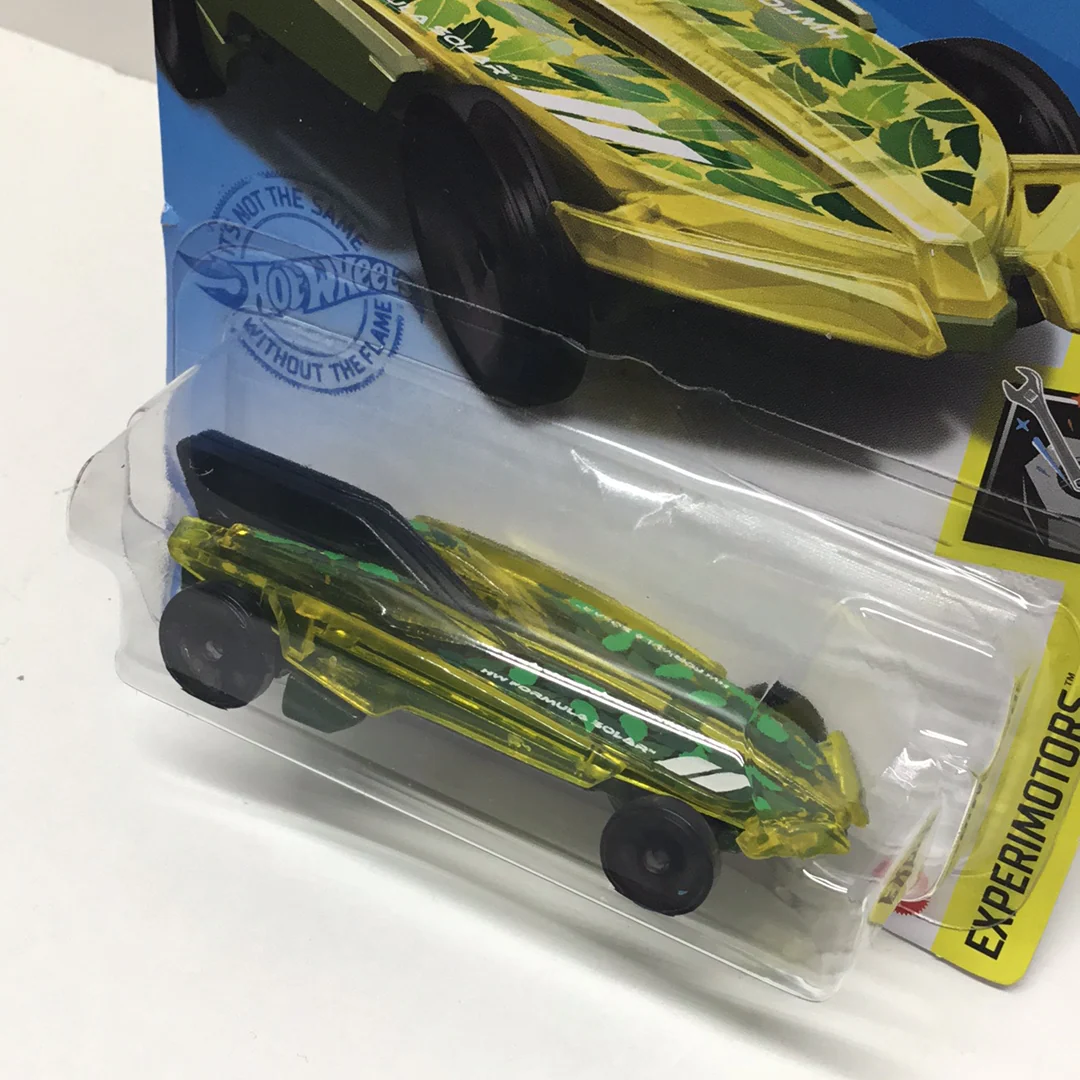 2021 hot wheels #35 HW Formula Solar Green WW9 - Image 2