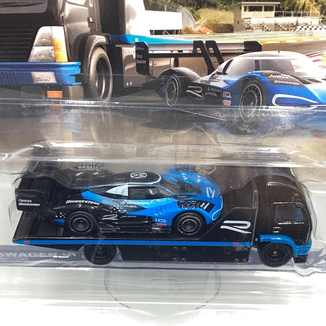 2021 HOT WHEELS CAR CULTURE TEAM TRANSPORT VOLKSWAGEN ID R & AERO LIFT 243E - Image 5