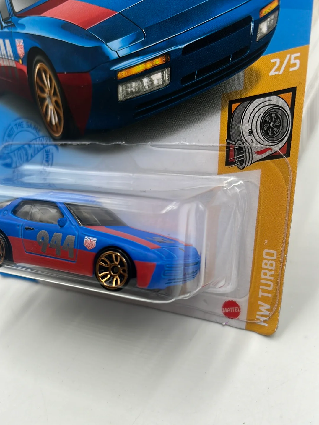 2021 hot wheels  #45 89 Porsche  944 Turbo 98F - Image 3
