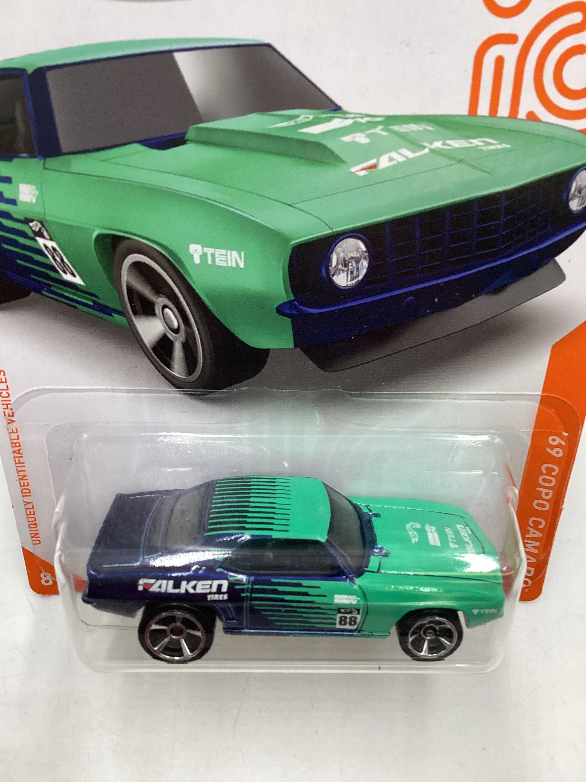 2021 Hot Wheels ID 5/8 69 Copo Camaro with protector - Image 5