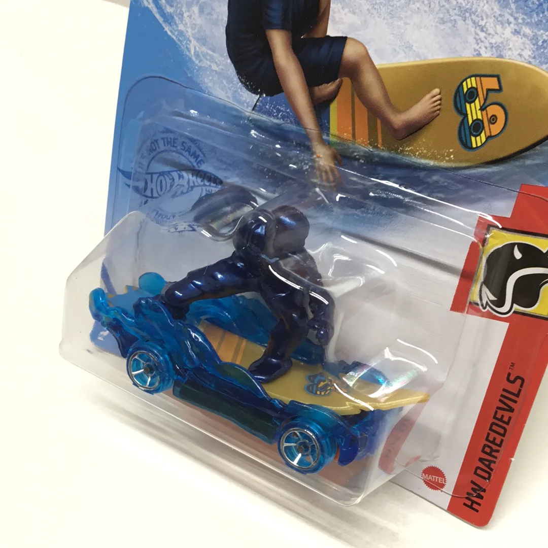 2021 hot wheels J case #97 Surfs up - Image 2