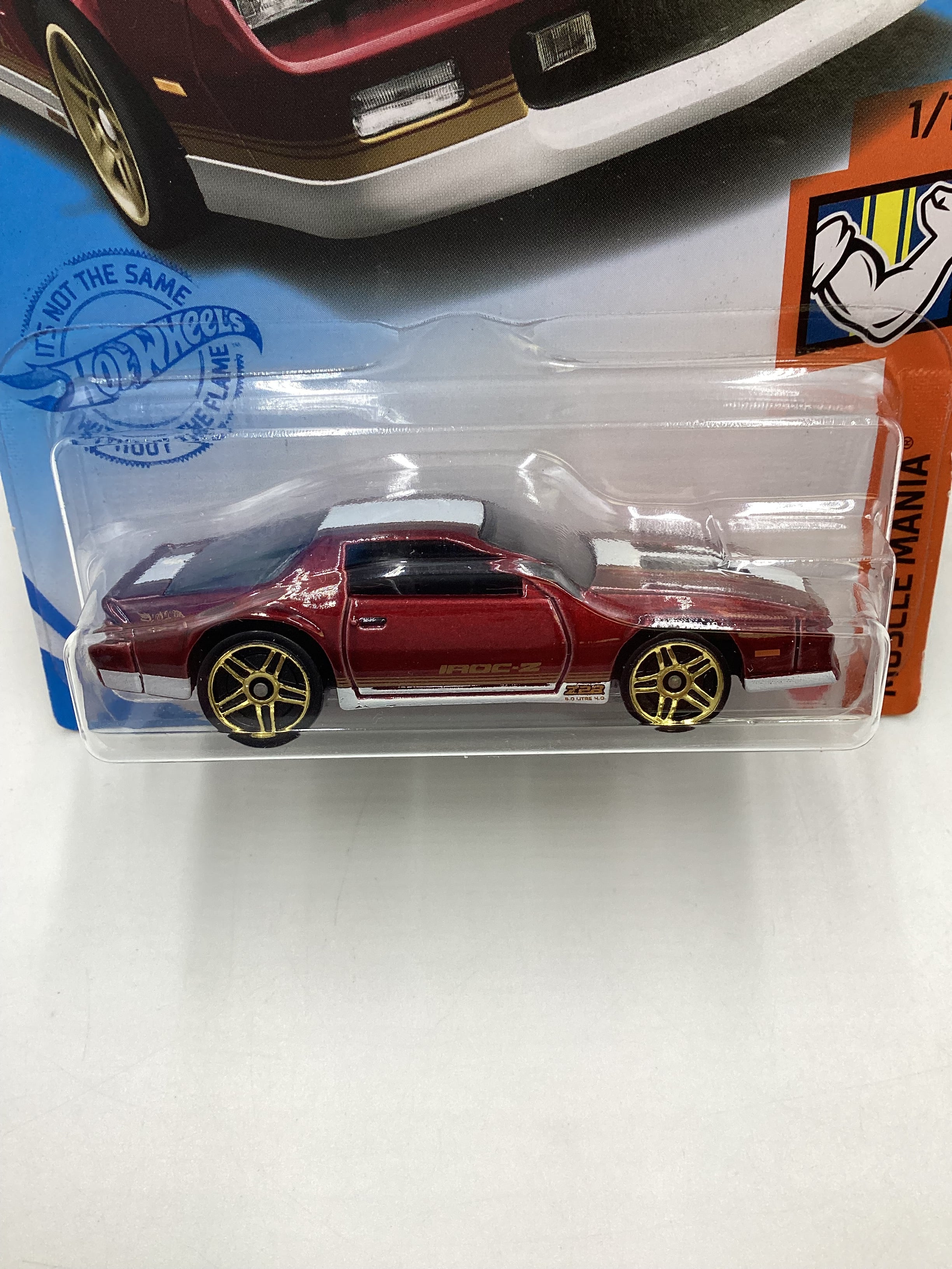 2021 Hot wheels #191 Muscle Mania 85 Chevrolet Camaro Iroc-Z 4H - Image 3