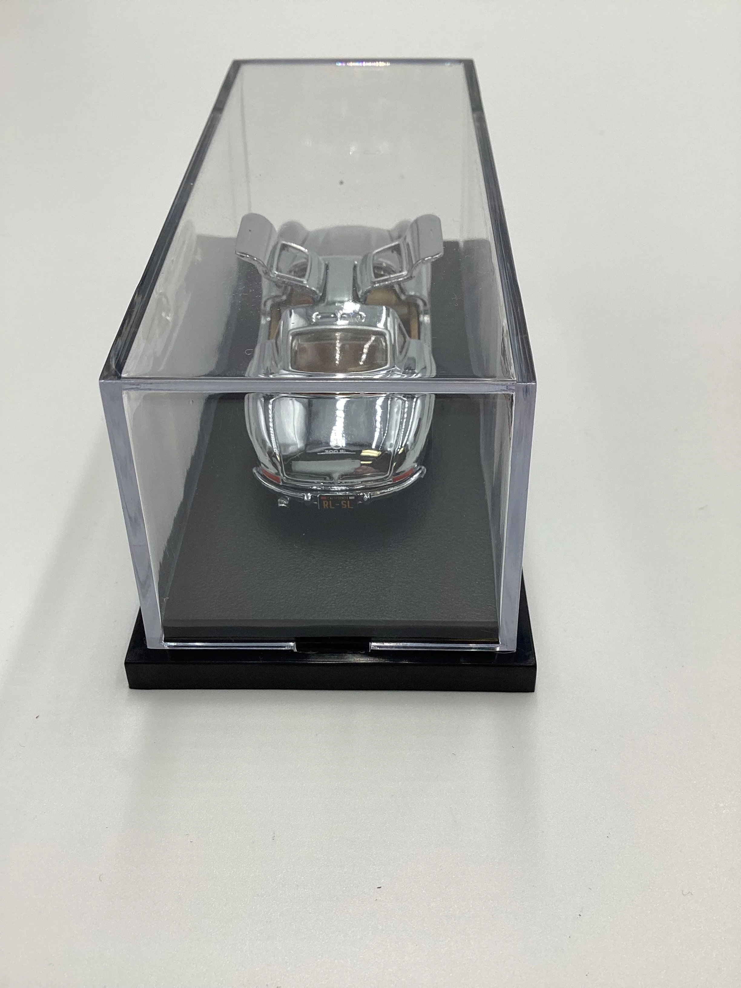 2021 Hot Wheels RLC 55 Mercedes-Benz 300 SL Chrome #08320/20000 - Image 5