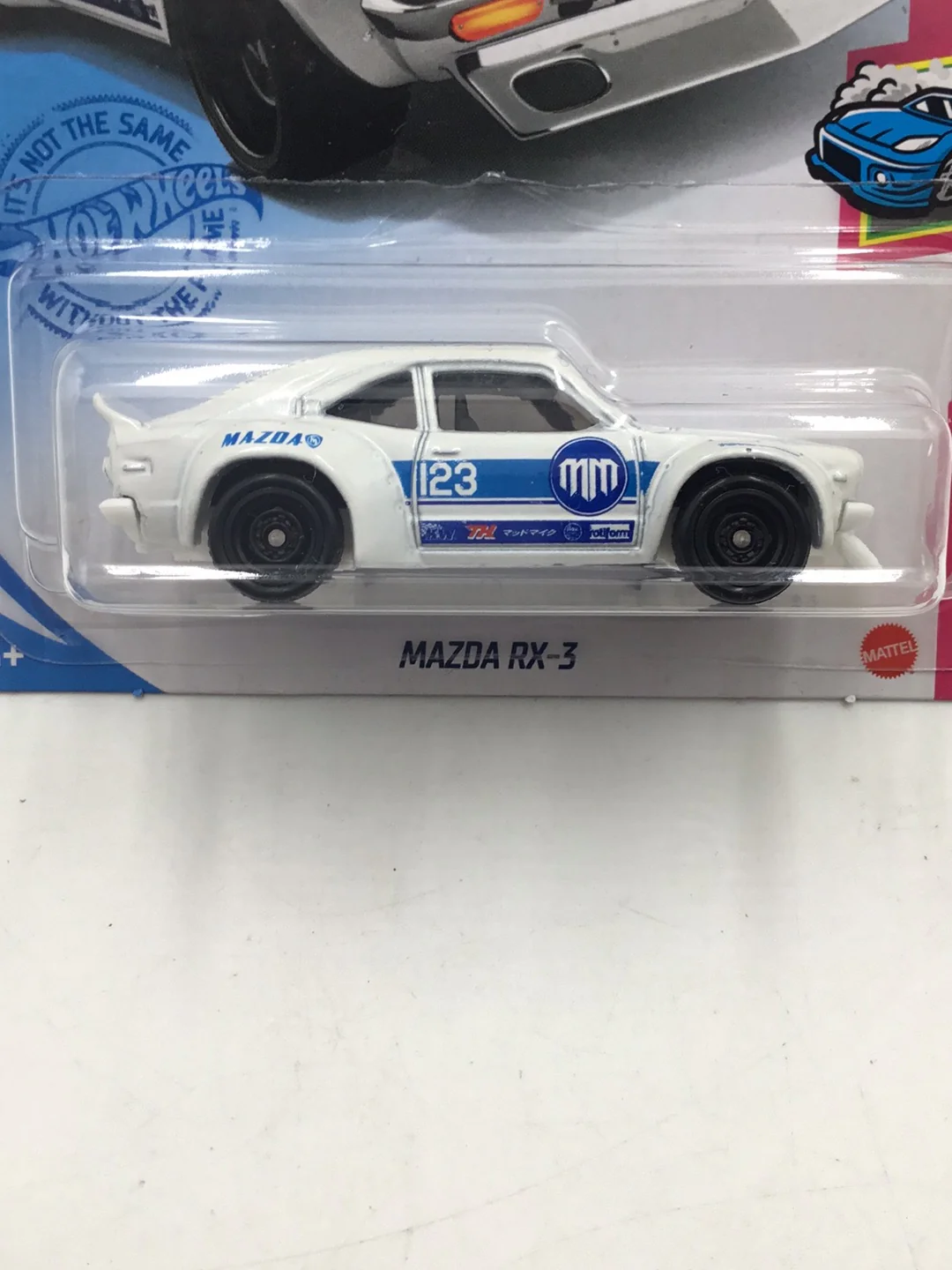 2021 hot wheels super treasure hunt #137 Mazda RX-3 with protector - Image 2