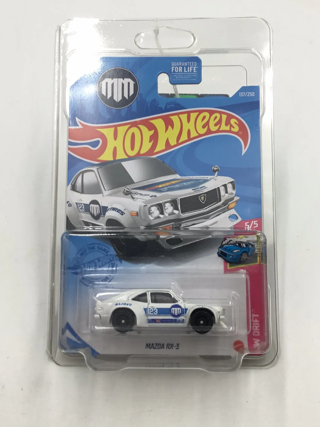 2021 hot wheels super treasure hunt #137 Mazda RX-3 with protector - Image 6